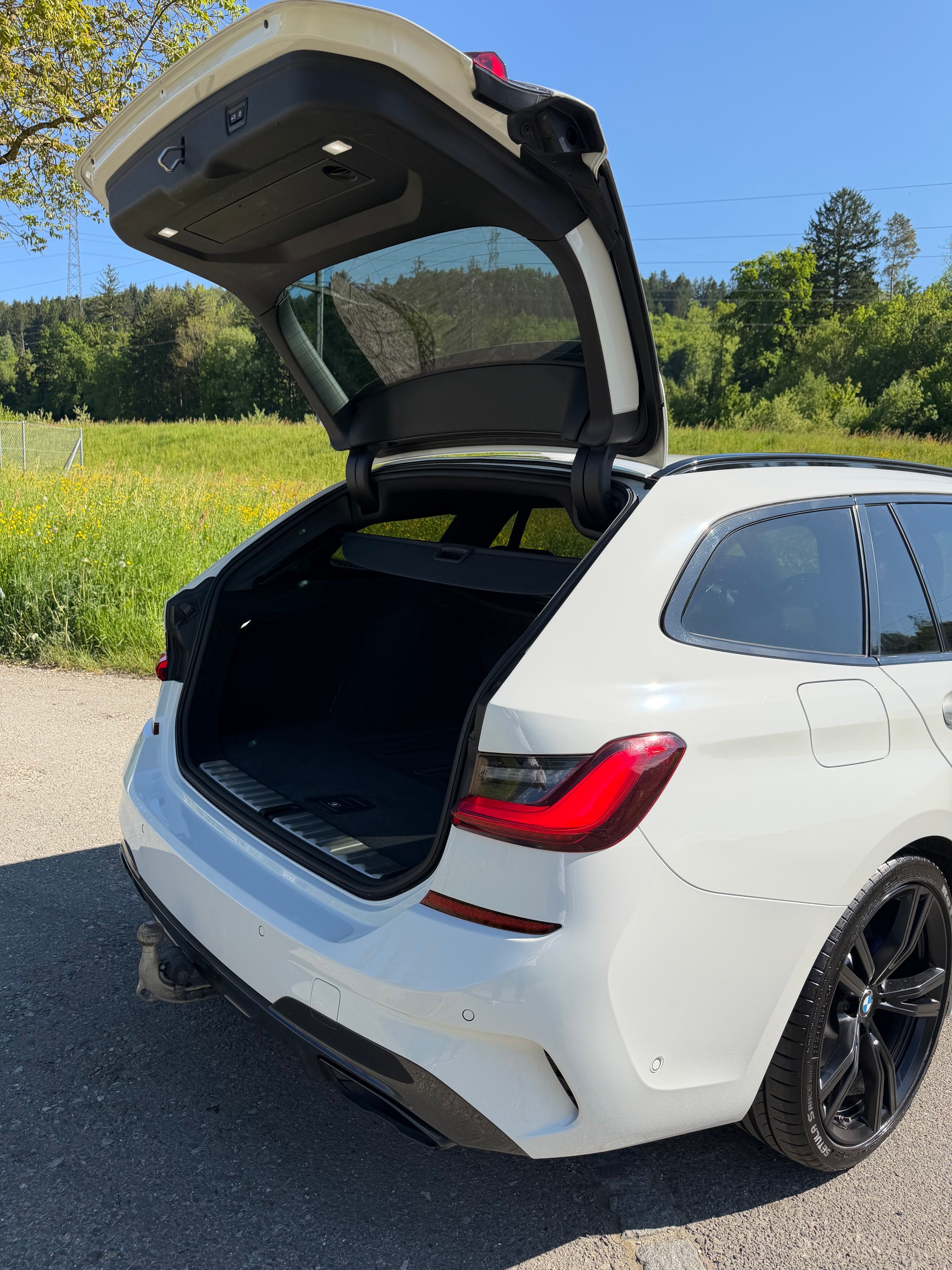 BMW "M340i X-DRIVE KOMBI M-SPORT" BMW GARANTIE !! AB MFK AB SERVICE MIT AHK 1800 KG ZUGLAST. KM 61`000. TOP AUSSTATTUNG !!-image-14