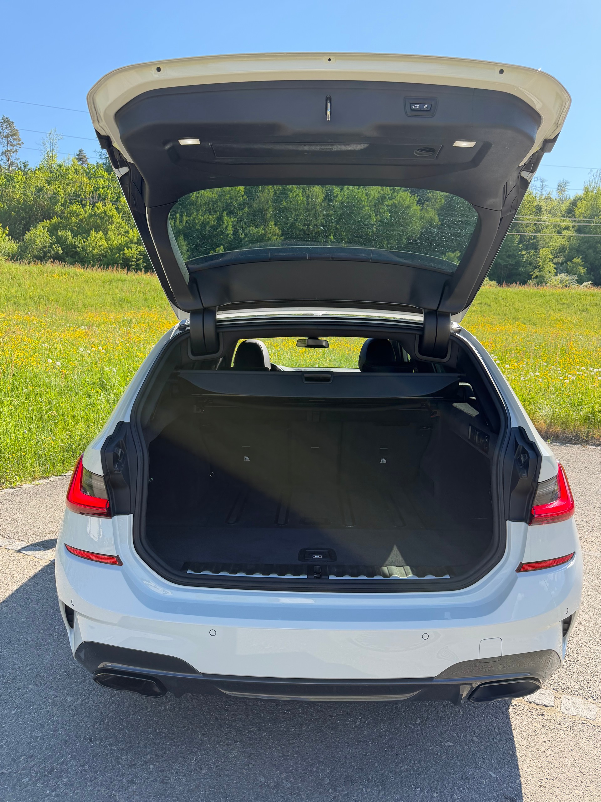 BMW "M340i X-DRIVE KOMBI M-SPORT" BMW GARANTIE !! AB MFK AB SERVICE MIT AHK 1800 KG ZUGLAST. KM 61`000. TOP AUSSTATTUNG !!-image-21