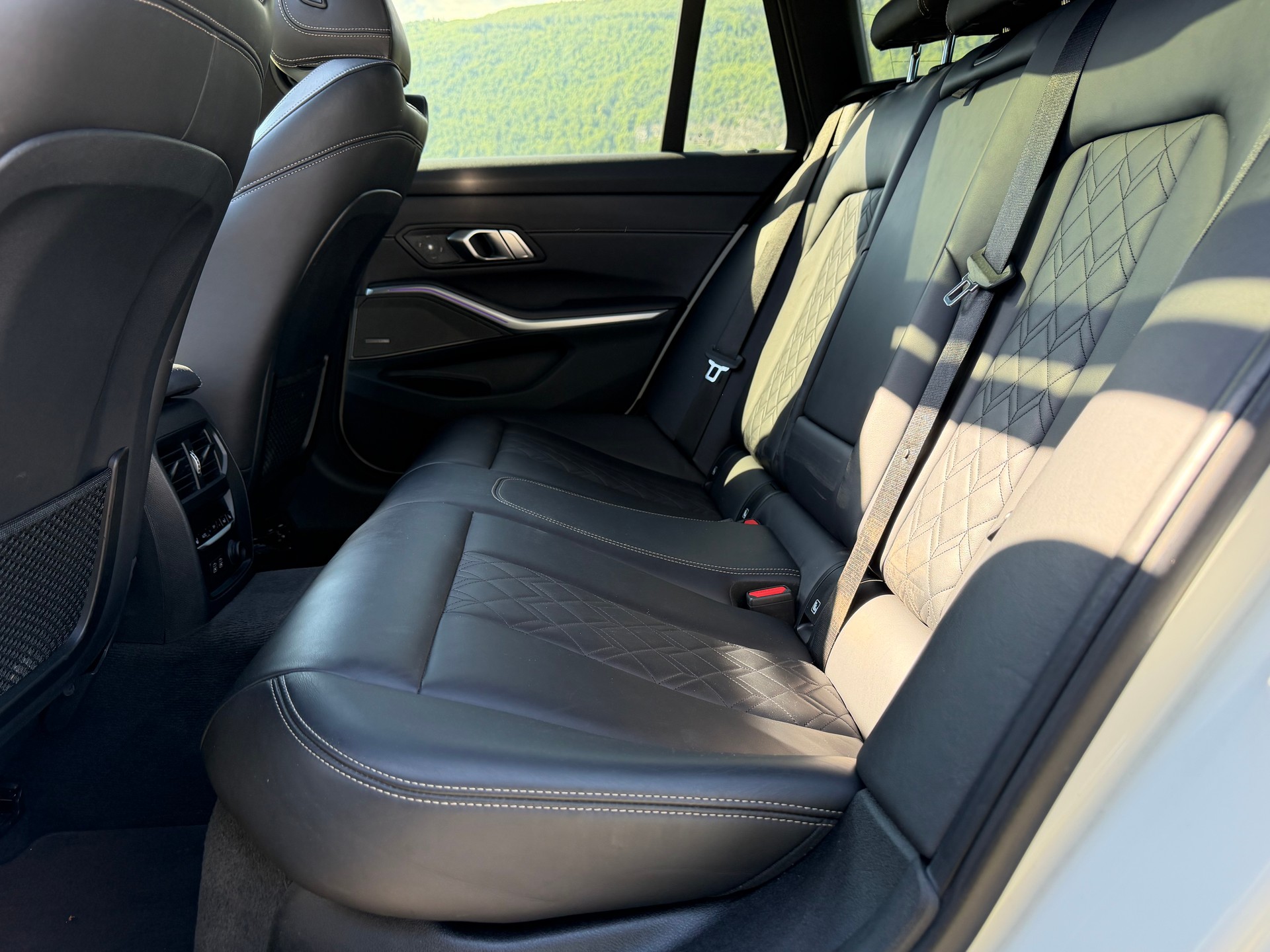 BMW "M340i X-DRIVE KOMBI M-SPORT" BMW GARANTIE !! AB MFK AB SERVICE MIT AHK 1800 KG ZUGLAST. KM 61`000. TOP AUSSTATTUNG !!-image-33