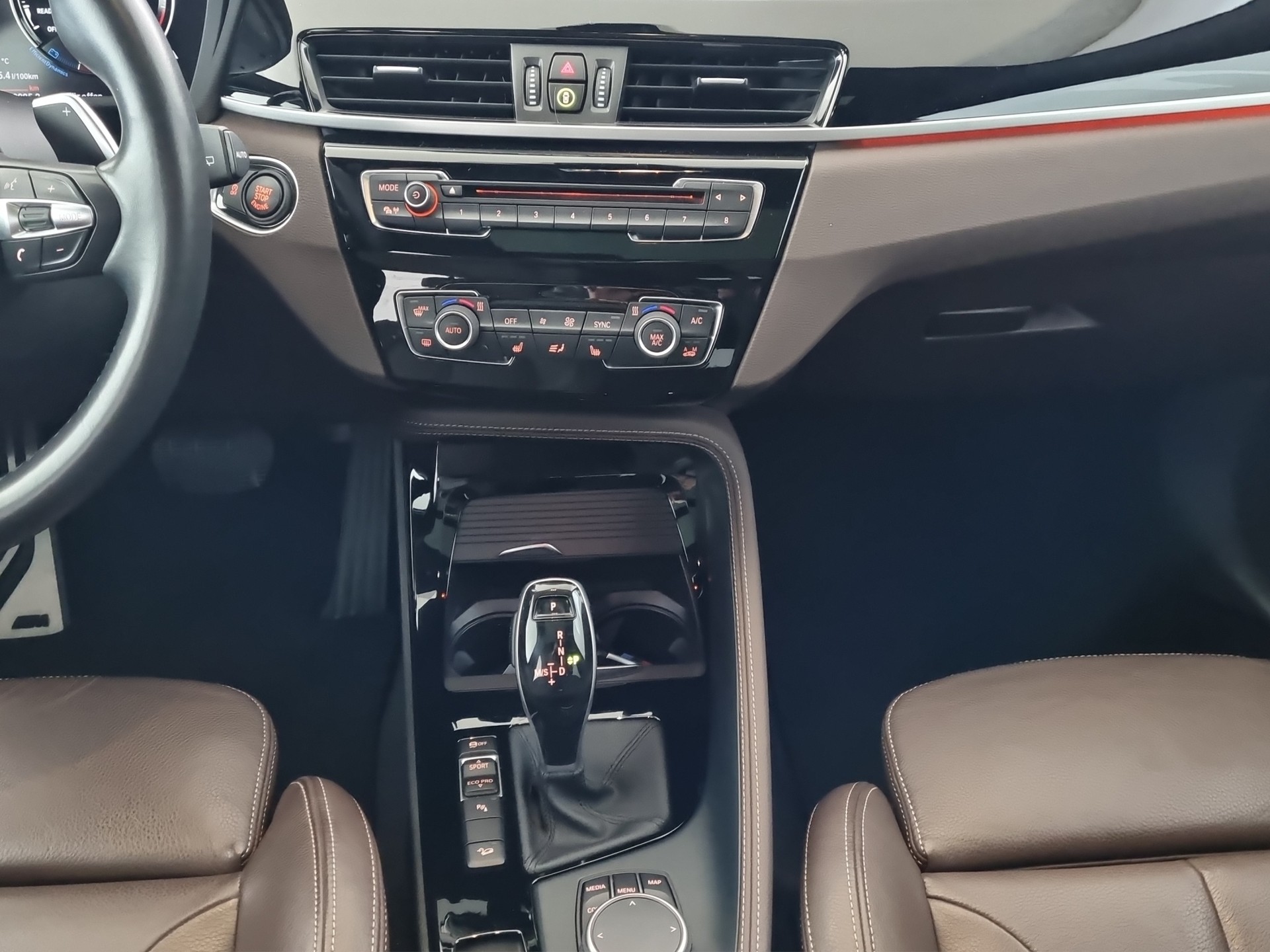 BMW X1 xDrive 20d M Sport-image-9