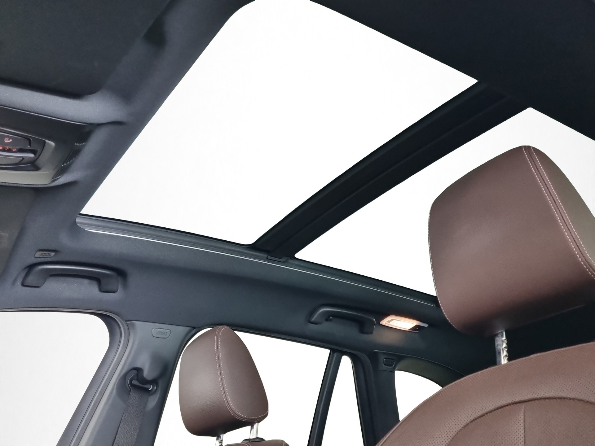 BMW X1 xDrive 20d M Sport-image-12
