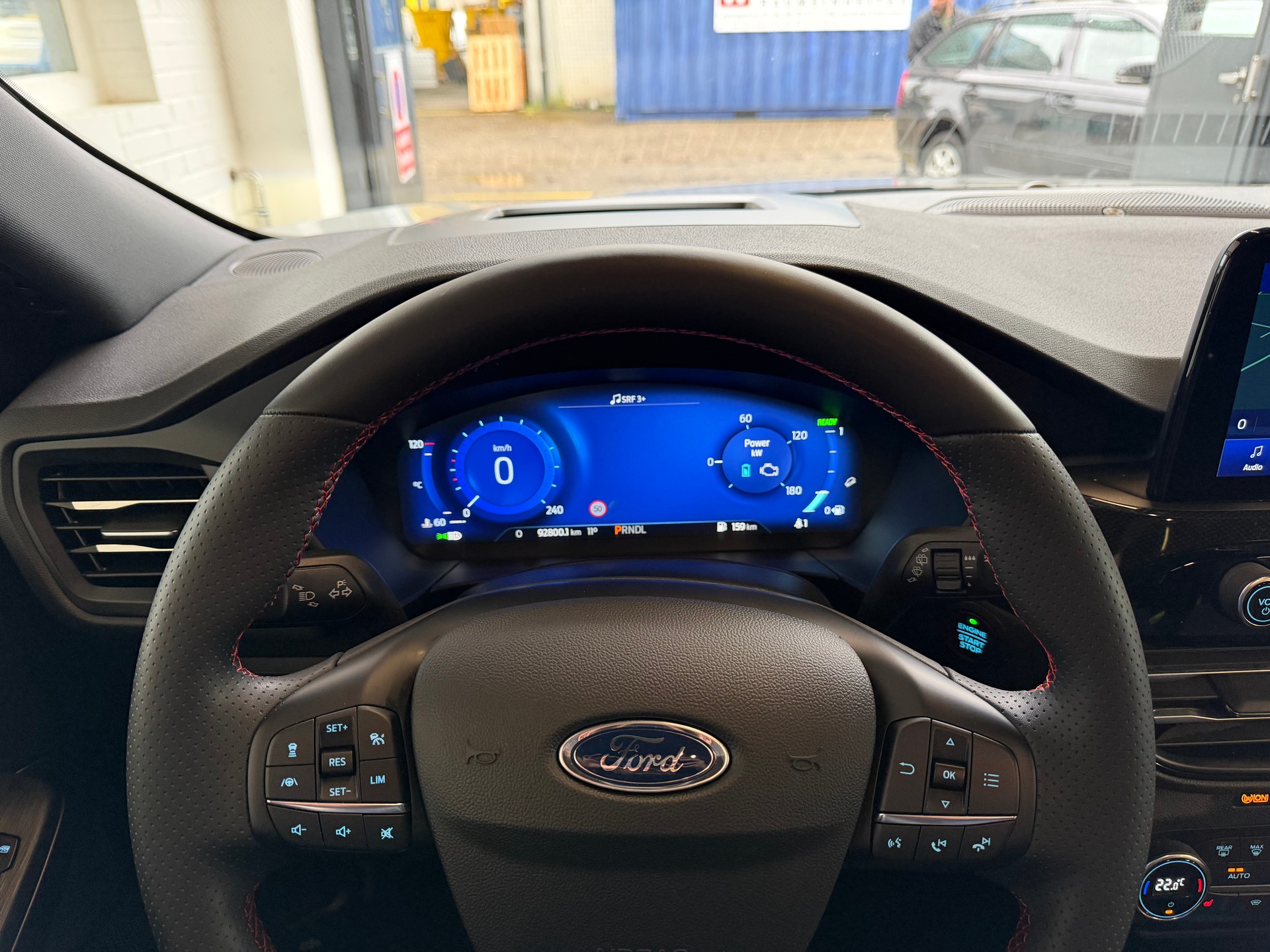 FORD Kuga 2.5 FHEV ST-Line X 4WD 4X4 190 PS-image-18