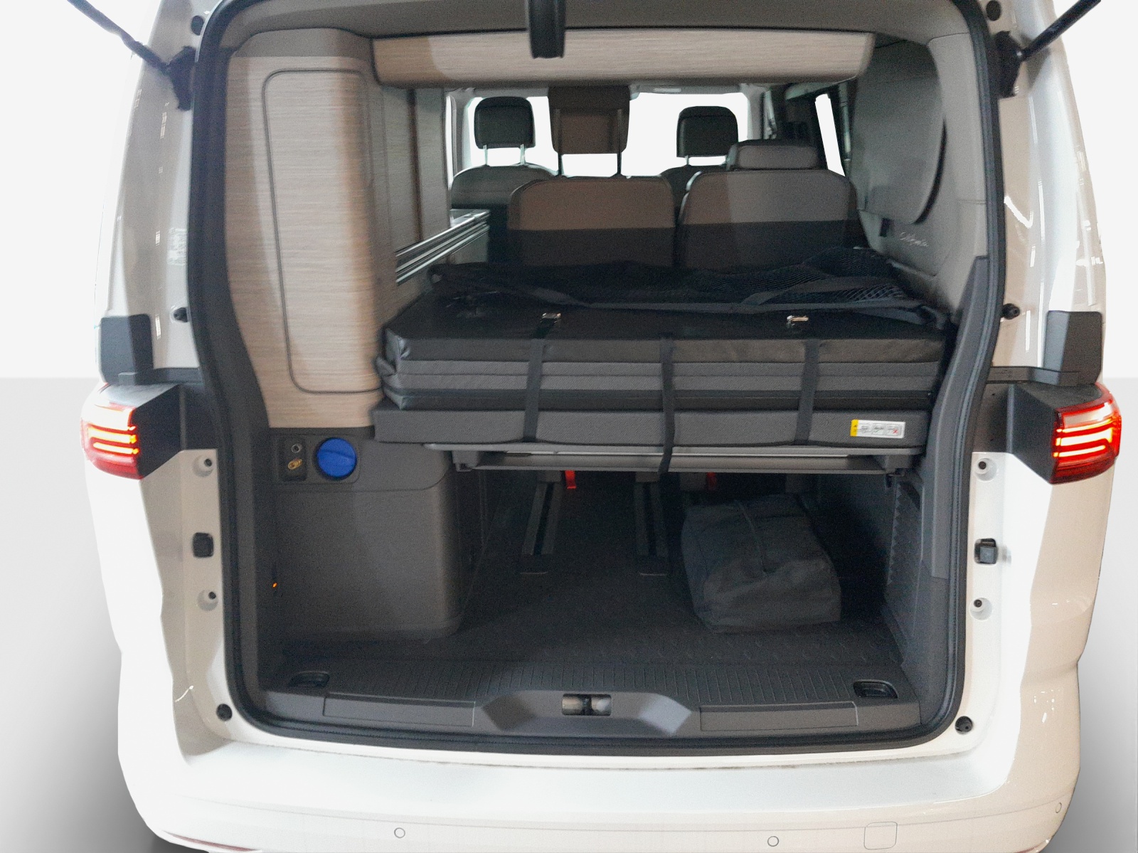 VW California 2.0 TDI Ocean Liberty-image-12