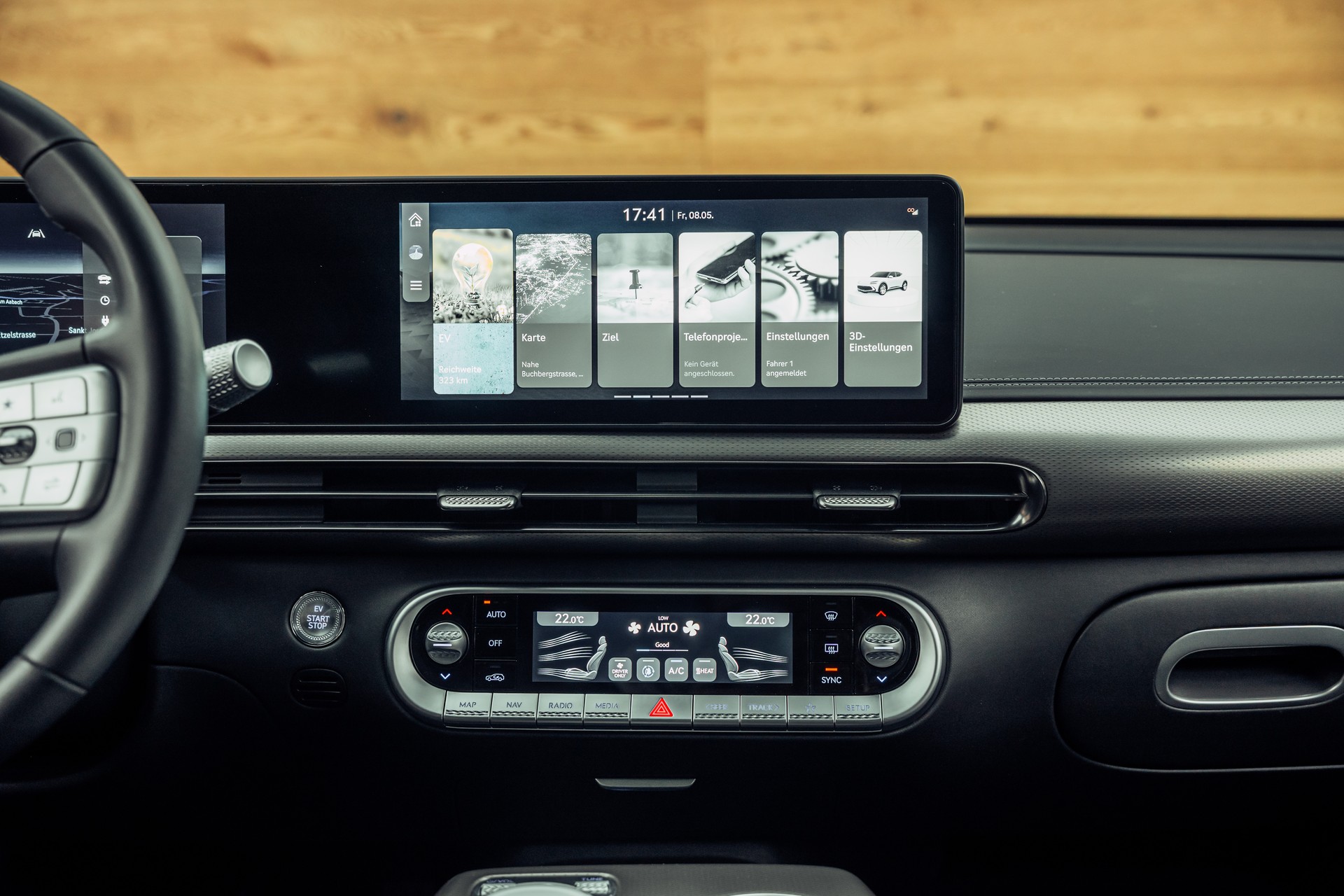 GENESIS GV60 77.4 kWh Sport AWD-image-14