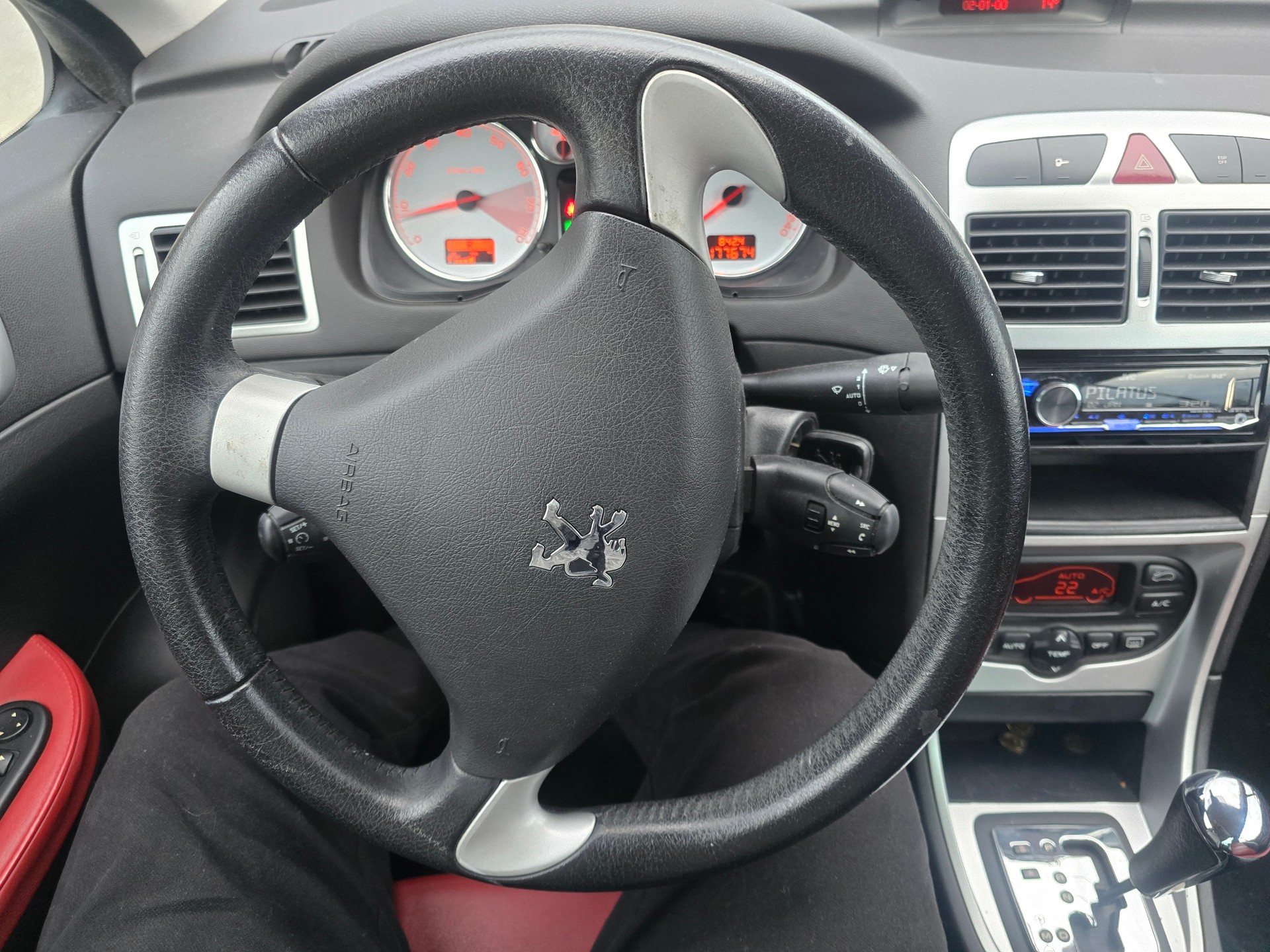 PEUGEOT 307 CC 2.0 16V-image-9