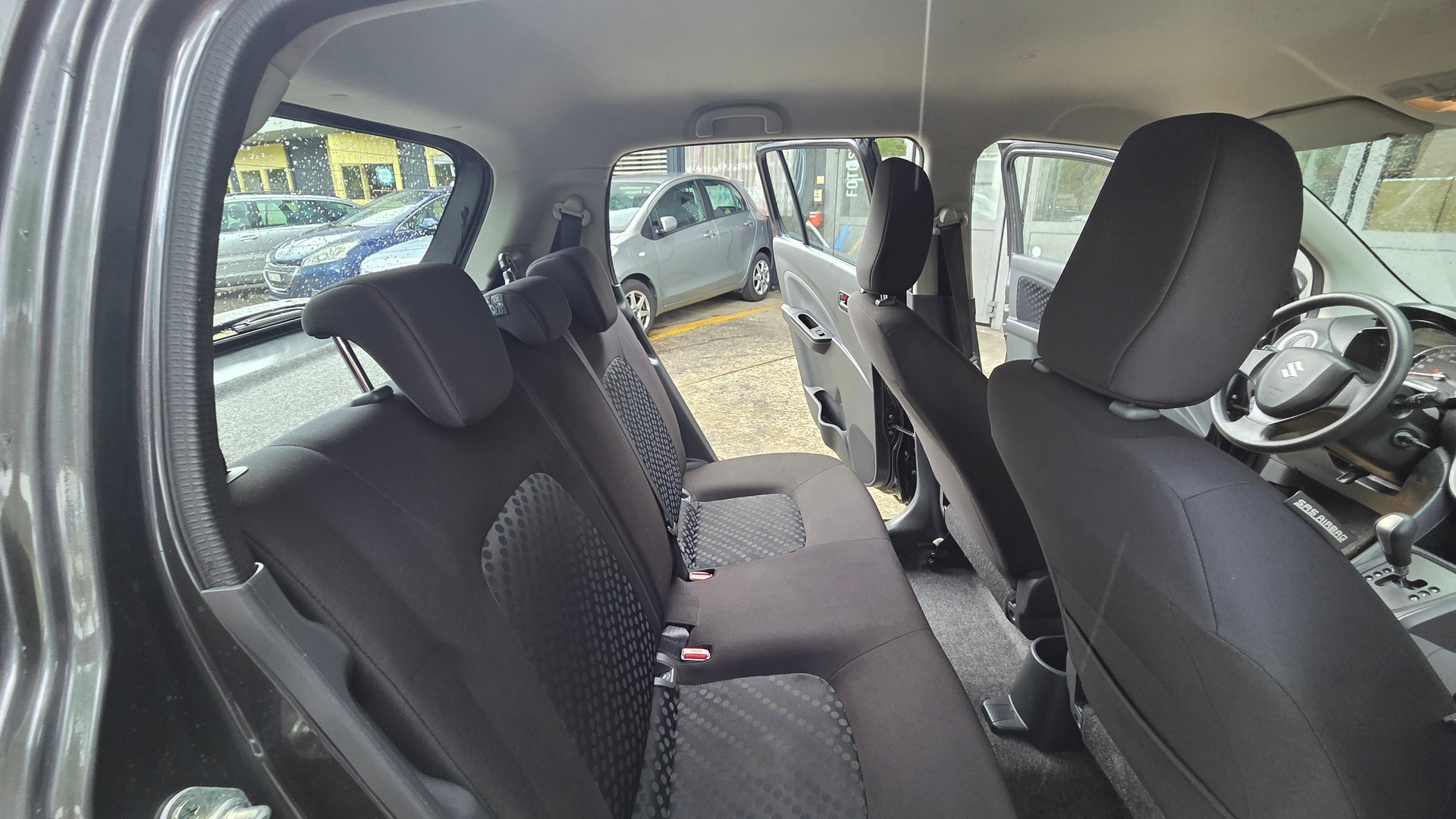 SUZUKI Celerio 1.0 Sergio Cellano Top AGS-image-8