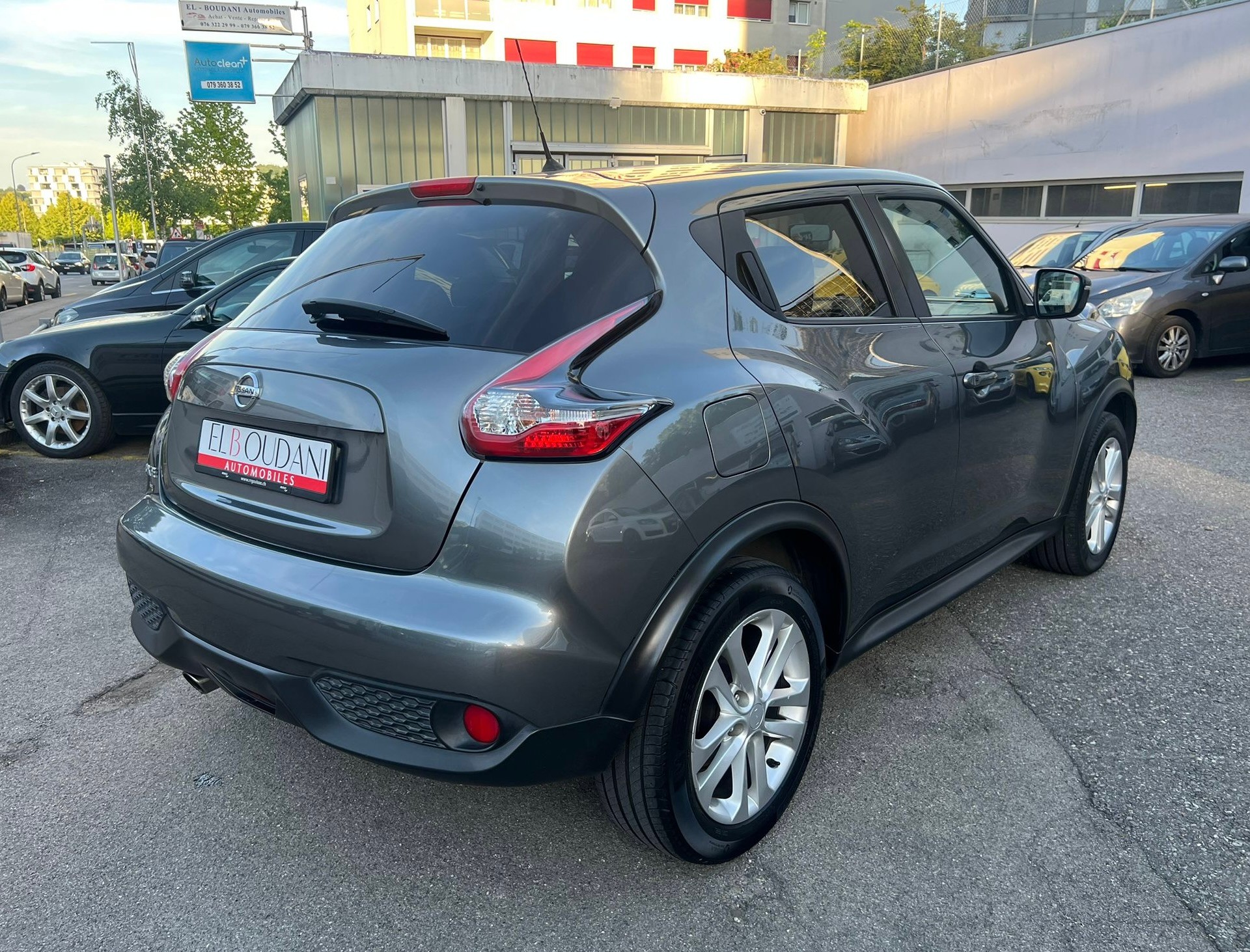 NISSAN Juke 1.6 DIG-T N-Connecta 4x4 Xtronic M-CVT-image-5