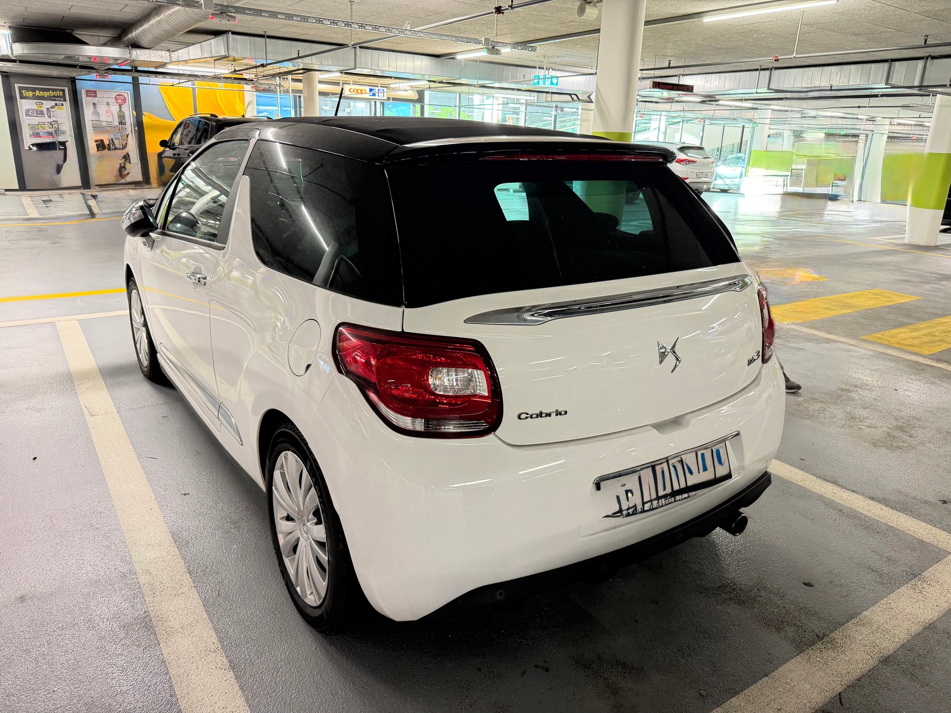 DS AUTOMOBILES DS 3 1.2 PureTech SO Chic EAT-image-3