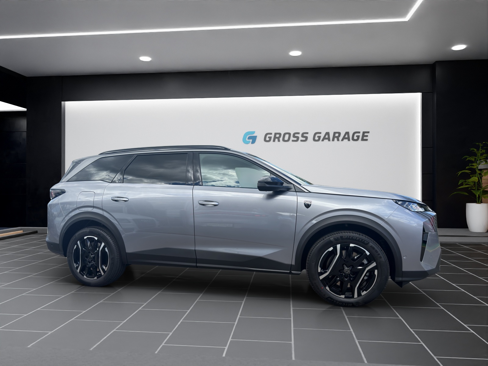 PEUGEOT 5008 NEW 1.6 PHEV 225 GT-image-2