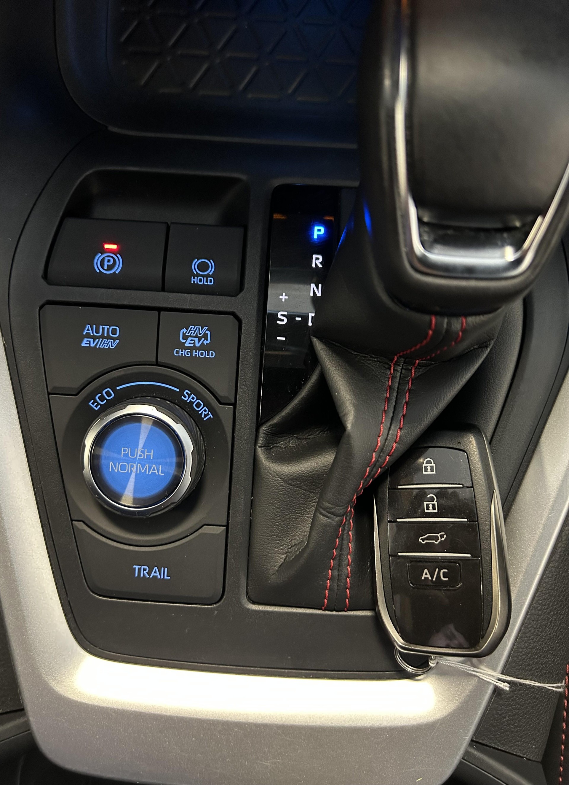 SUZUKI Across 2.5 PHEV Compact Top 4x4-image-9