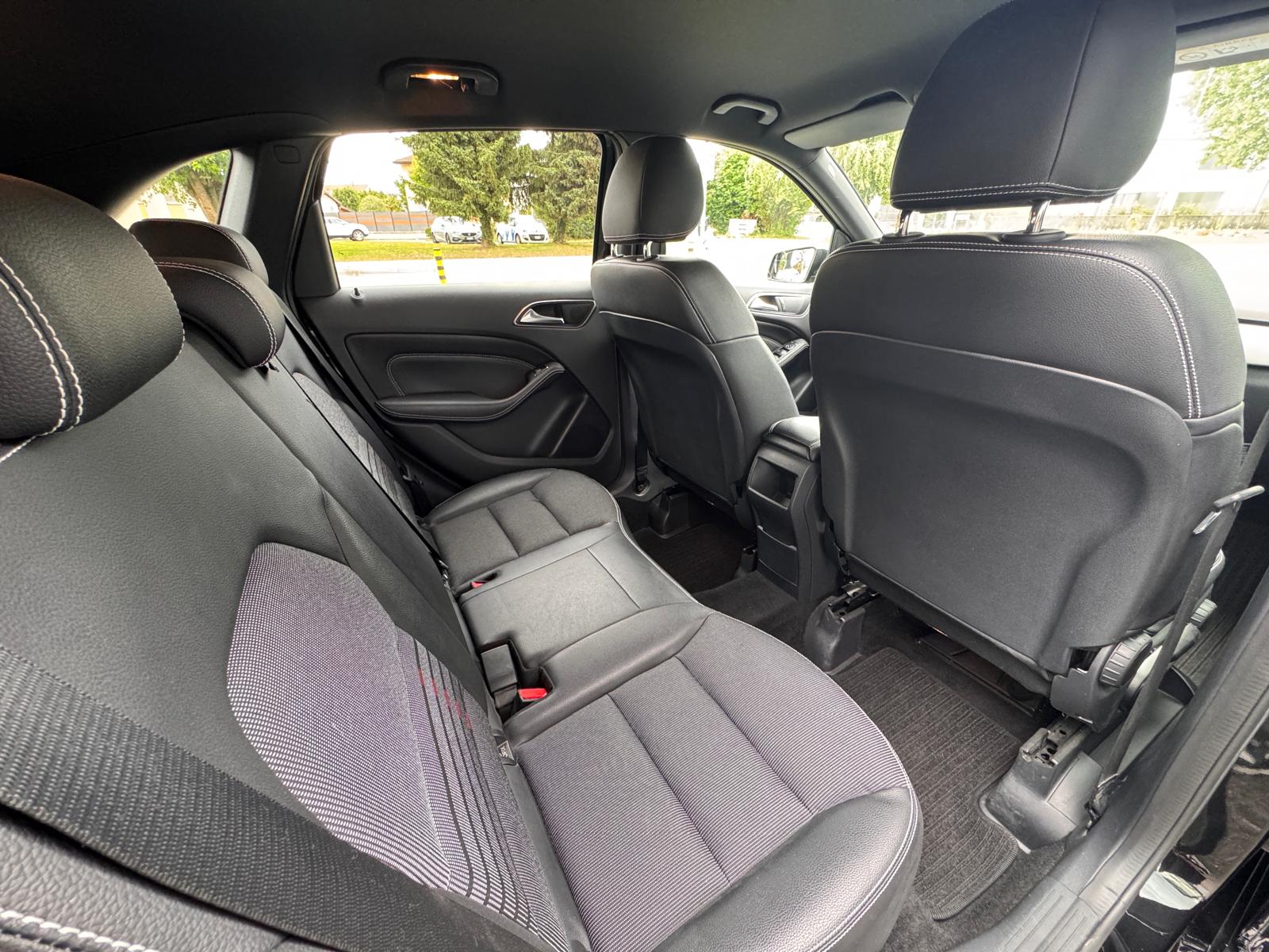 MERCEDES-BENZ B 200 Night Star 7G-DCT-image-6
