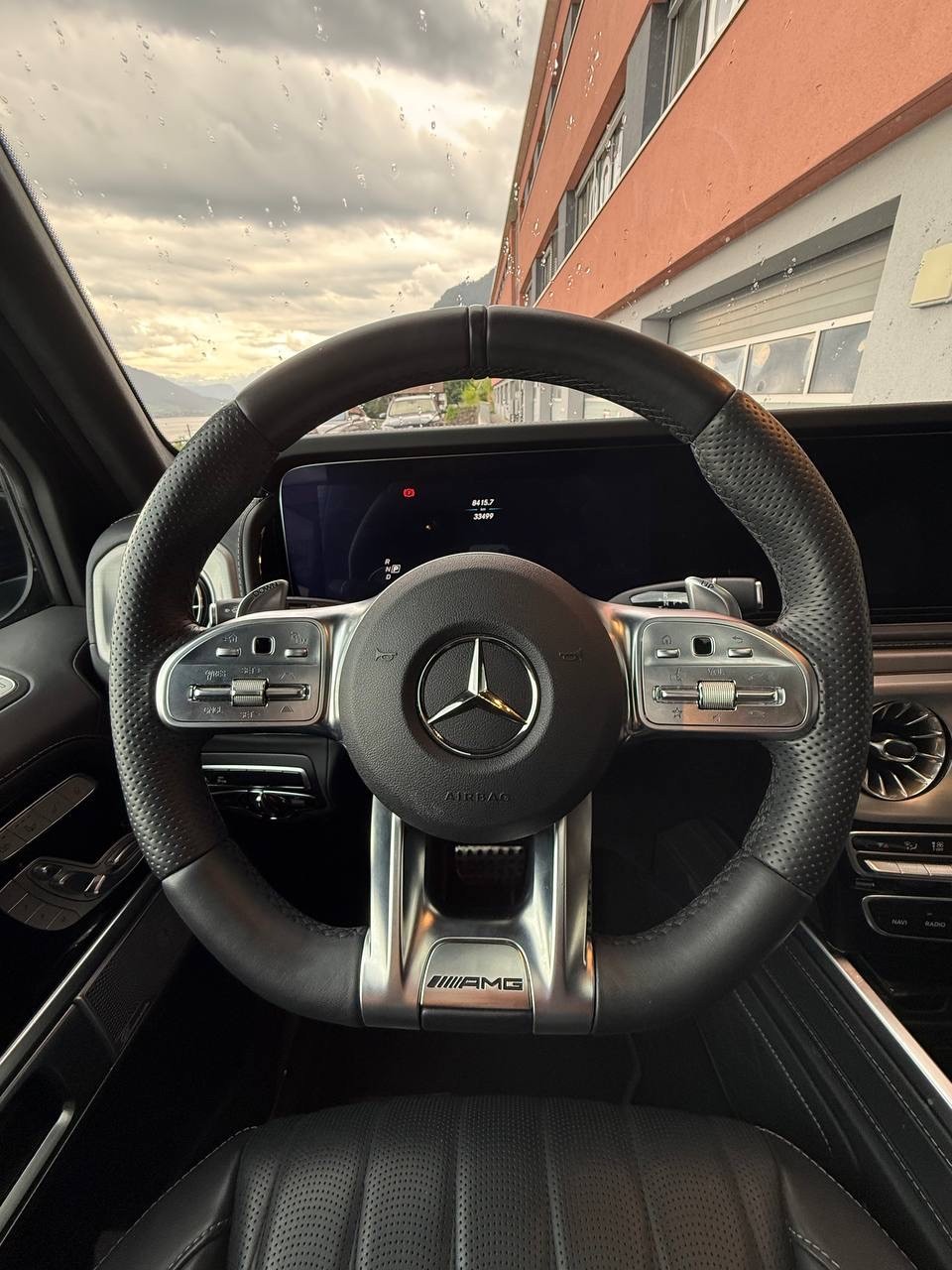 MERCEDES-BENZ G 63 AMG-image-5