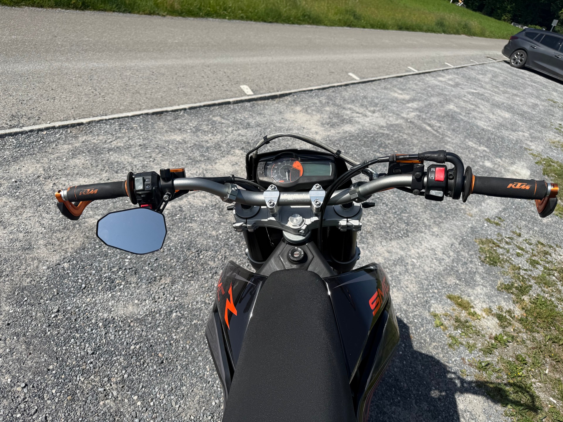 KTM 690 SMC-image-4