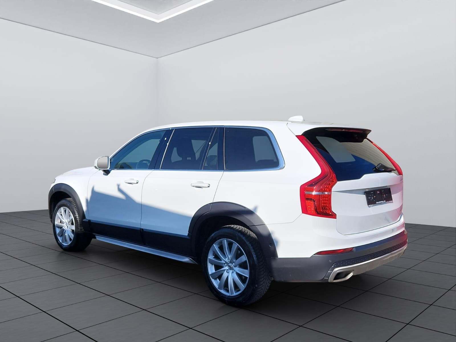 VOLVO XC90 D5 AWD Inscription Geartronic-image-3