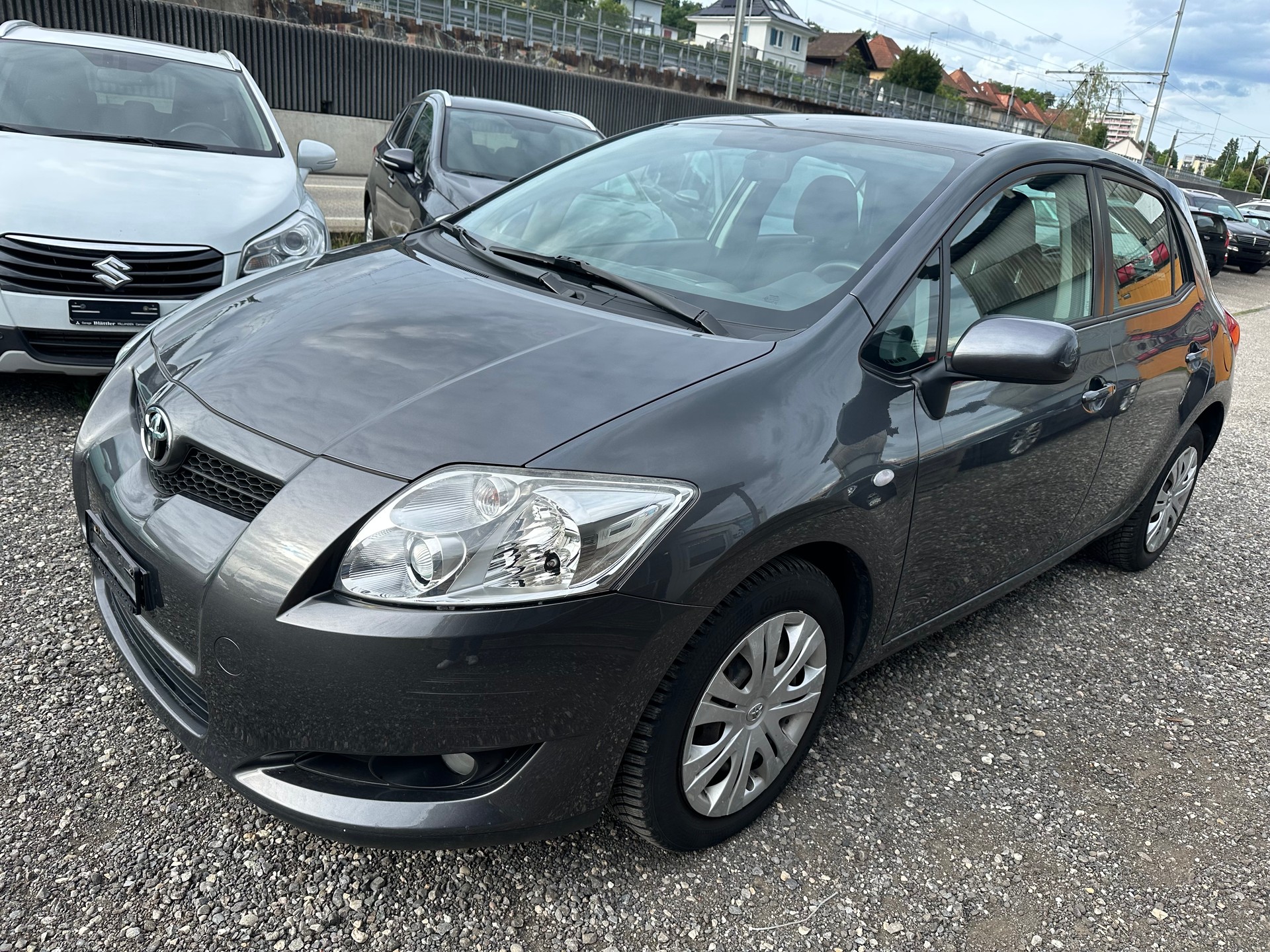 TOYOTA Auris 1.6 Linea Luna-image-0