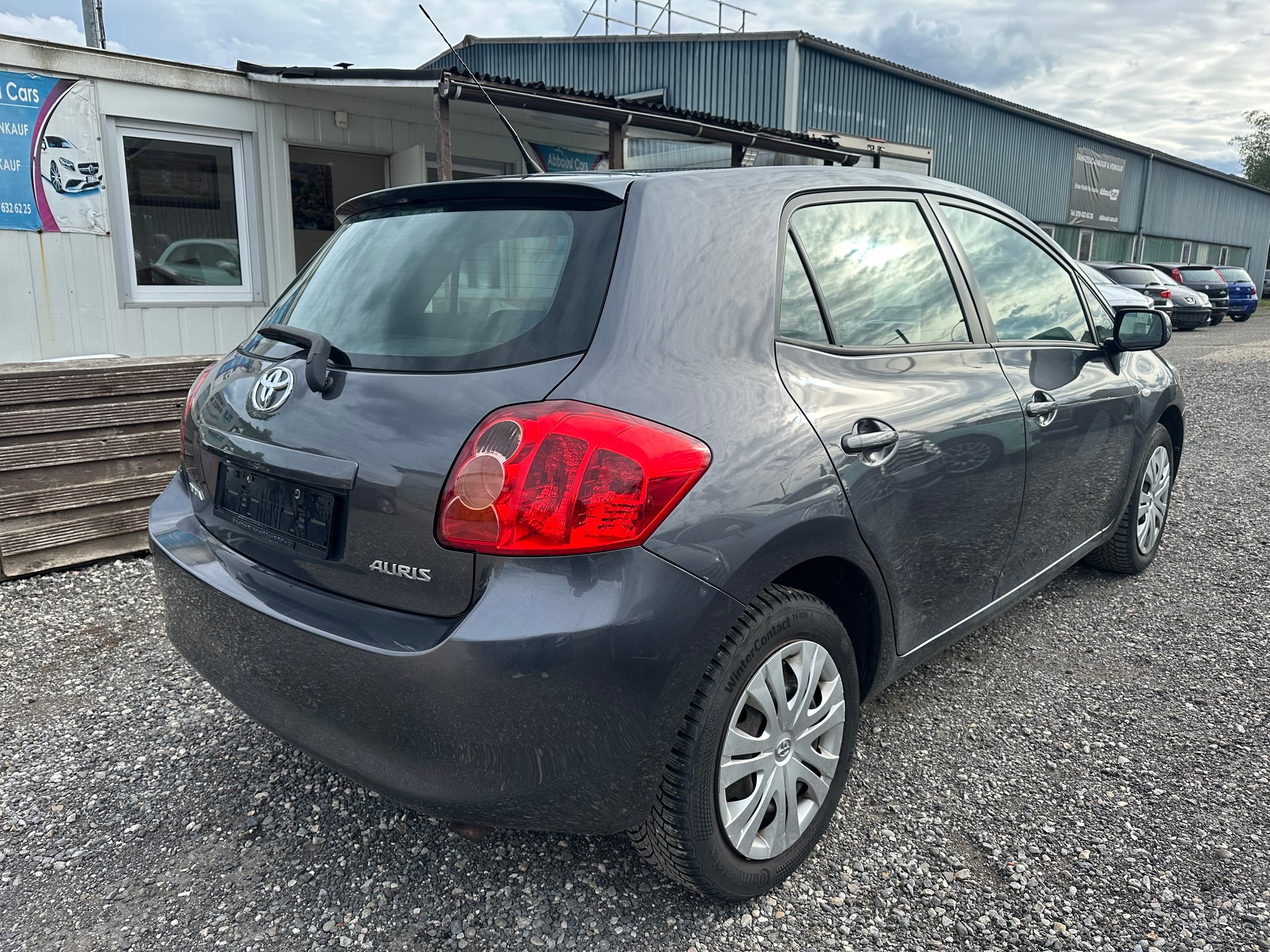 TOYOTA Auris 1.6 Linea Luna-image-2