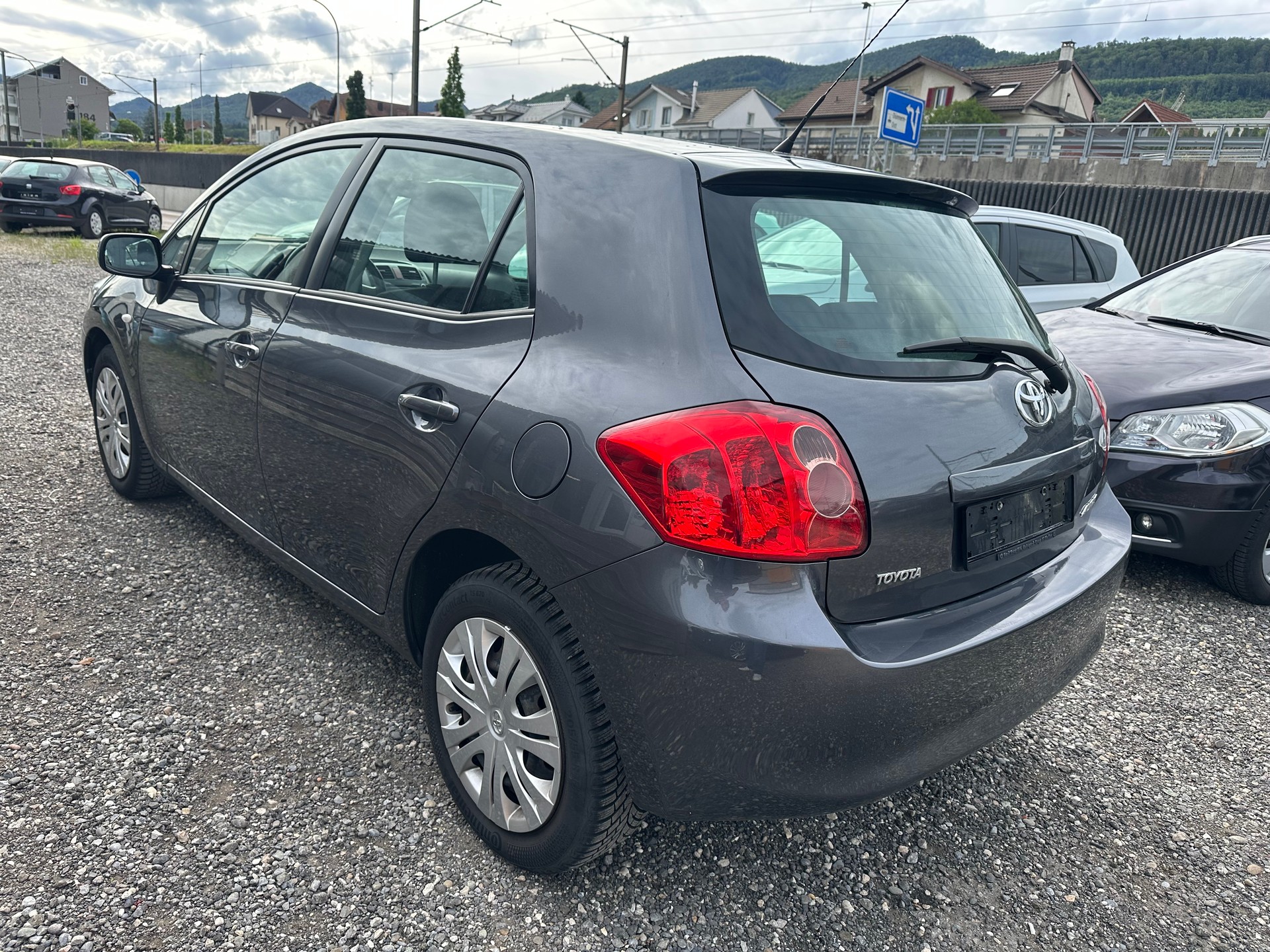 TOYOTA Auris 1.6 Linea Luna-image-3