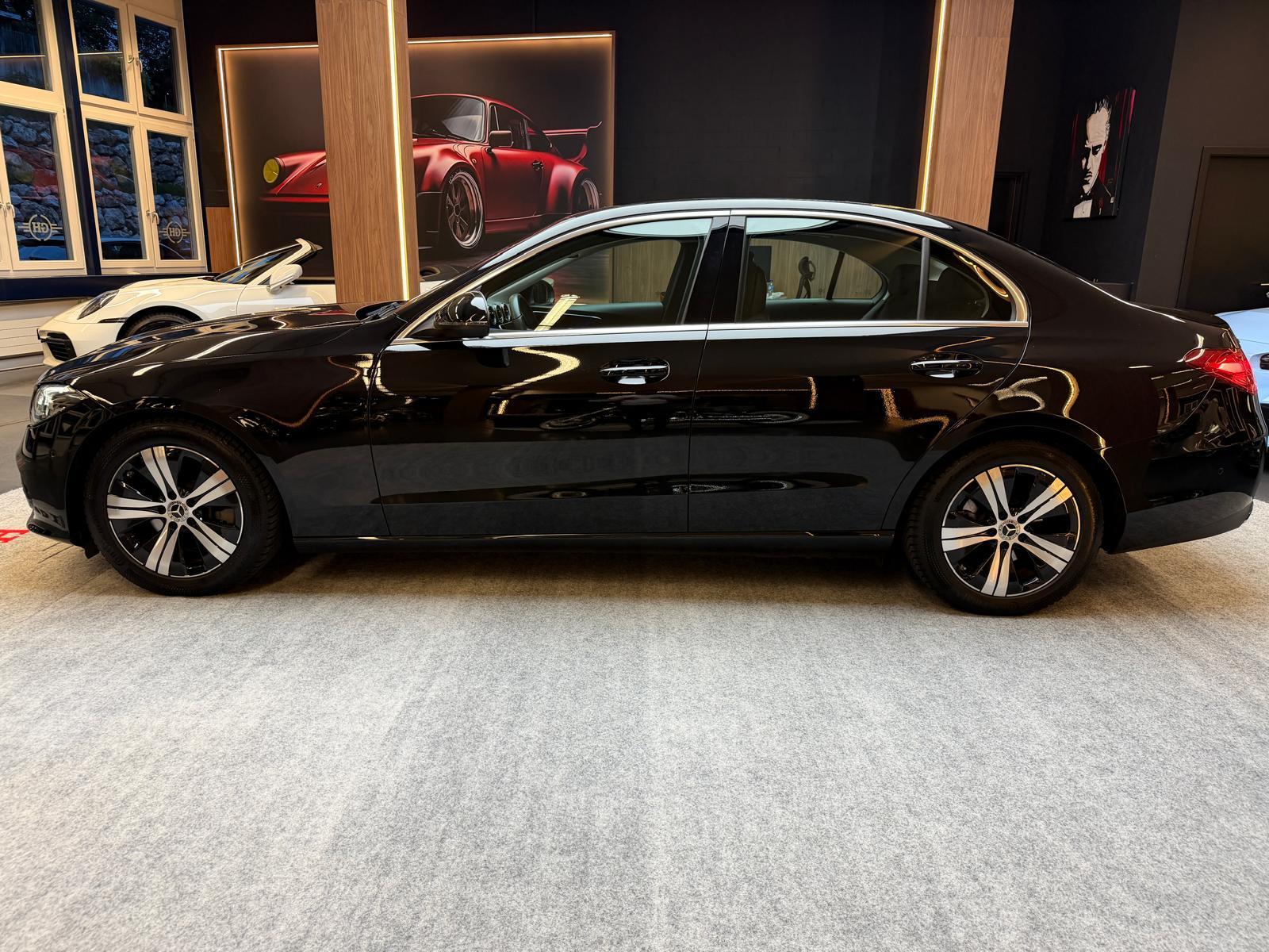 MERCEDES-BENZ C 200 d Avantgarde-image-4