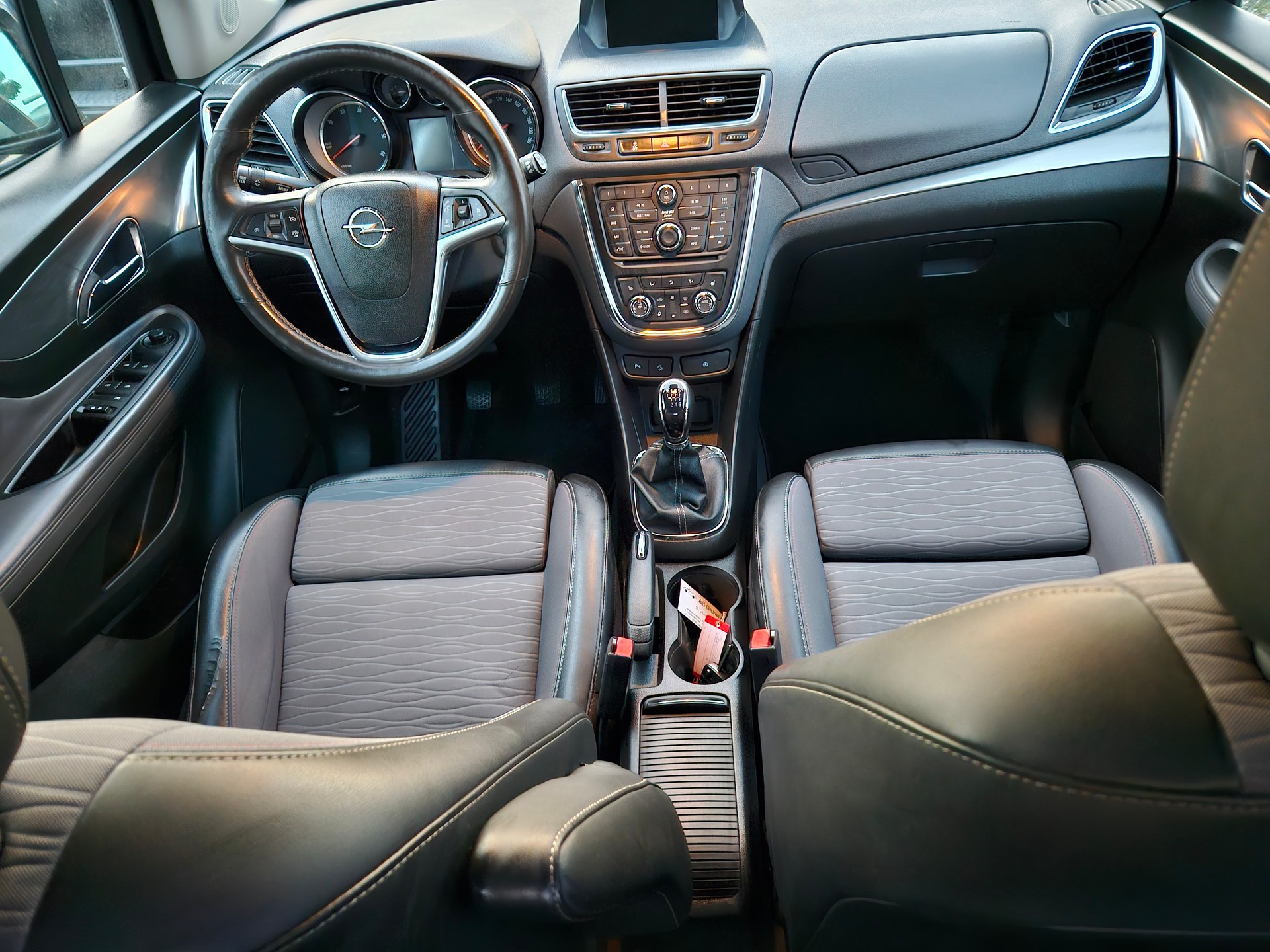OPEL Mokka 1.6 CDTi Cosmo 4WD-image-9