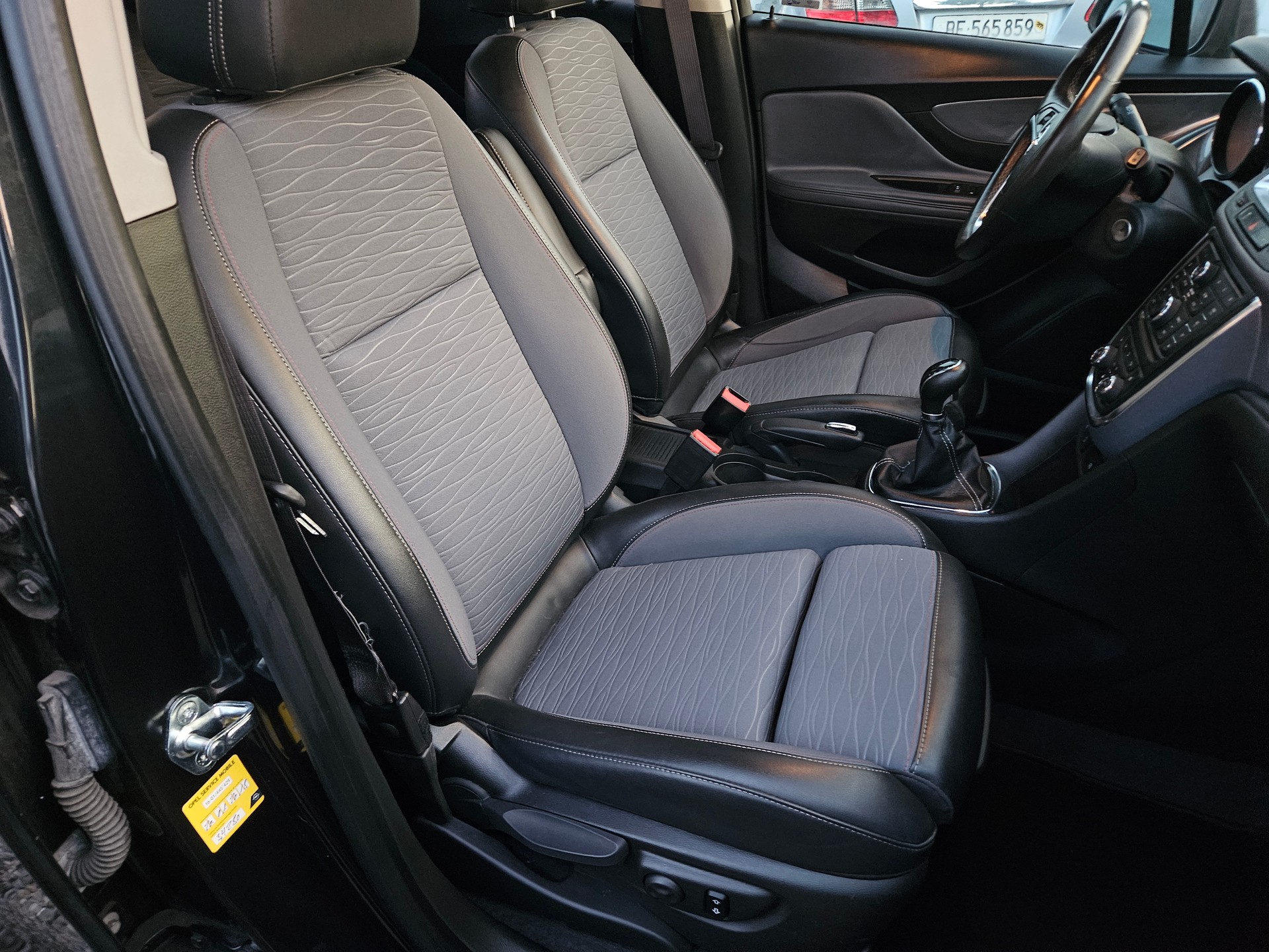 OPEL Mokka 1.6 CDTi Cosmo 4WD-image-8