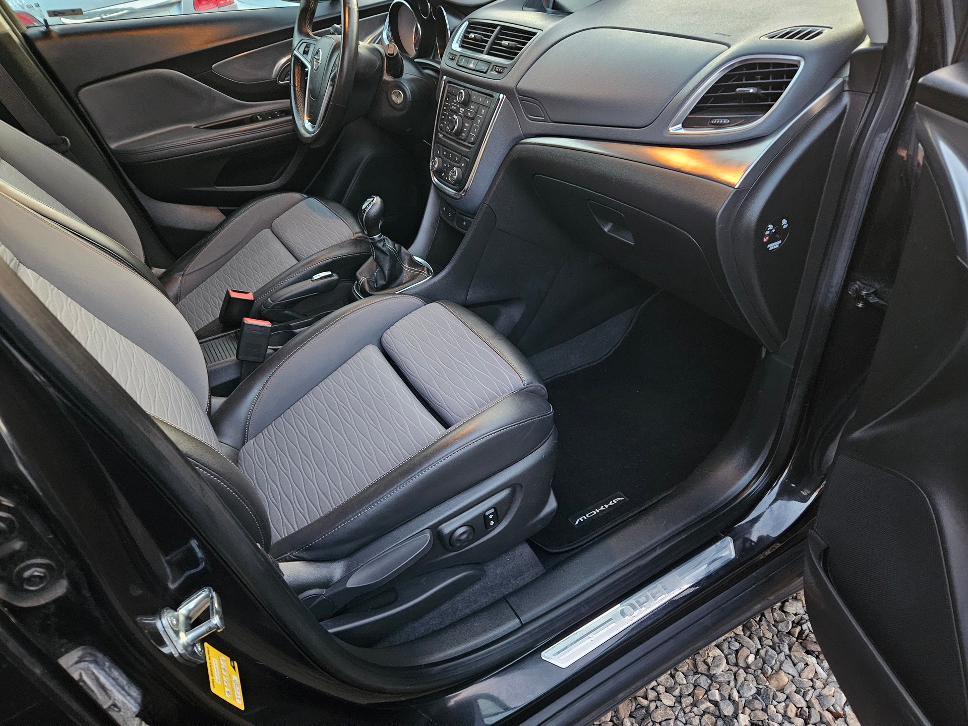 OPEL Mokka 1.6 CDTi Cosmo 4WD-image-10