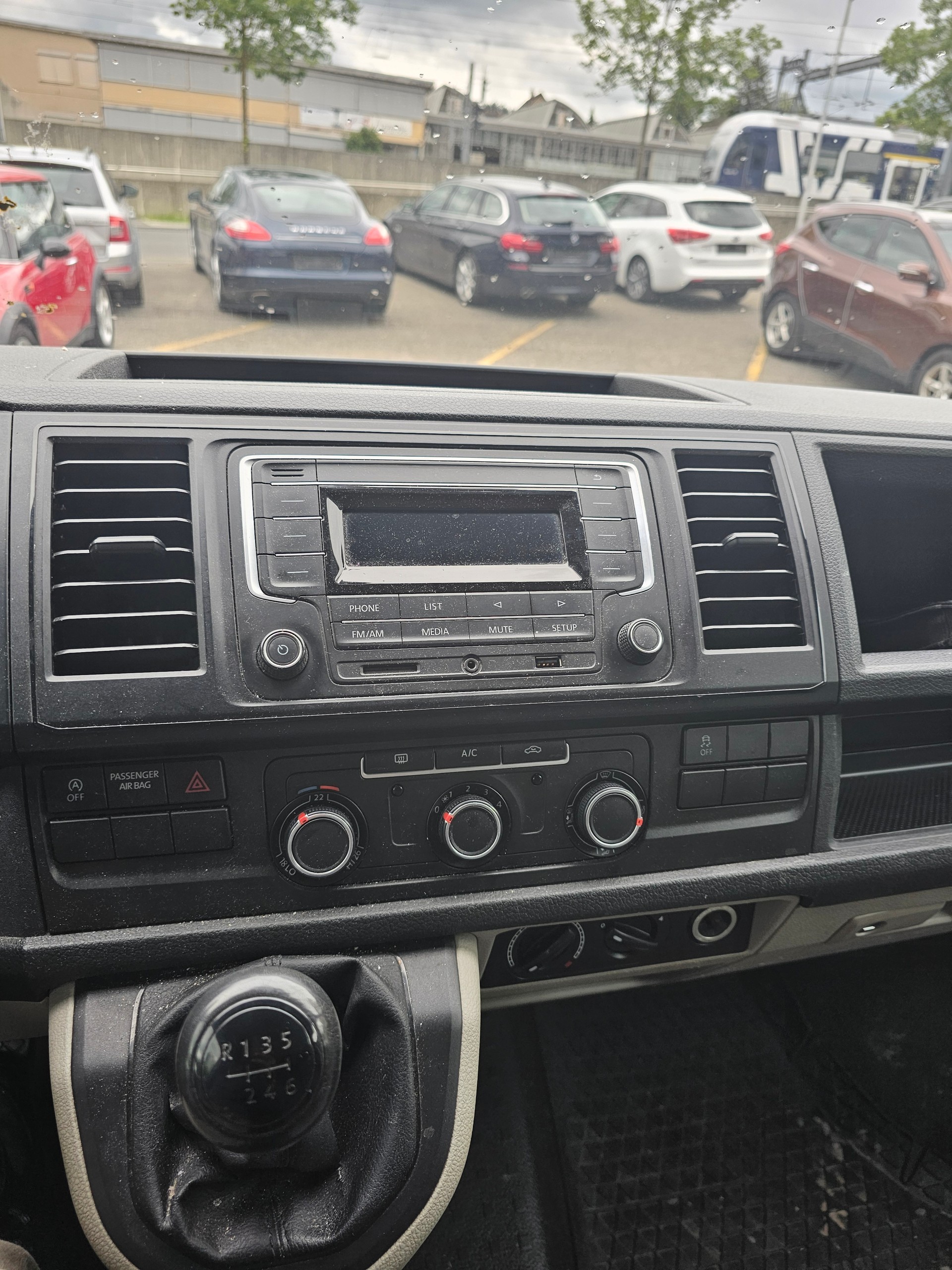 VW T6 2.0 TDI 4Motion-image-10