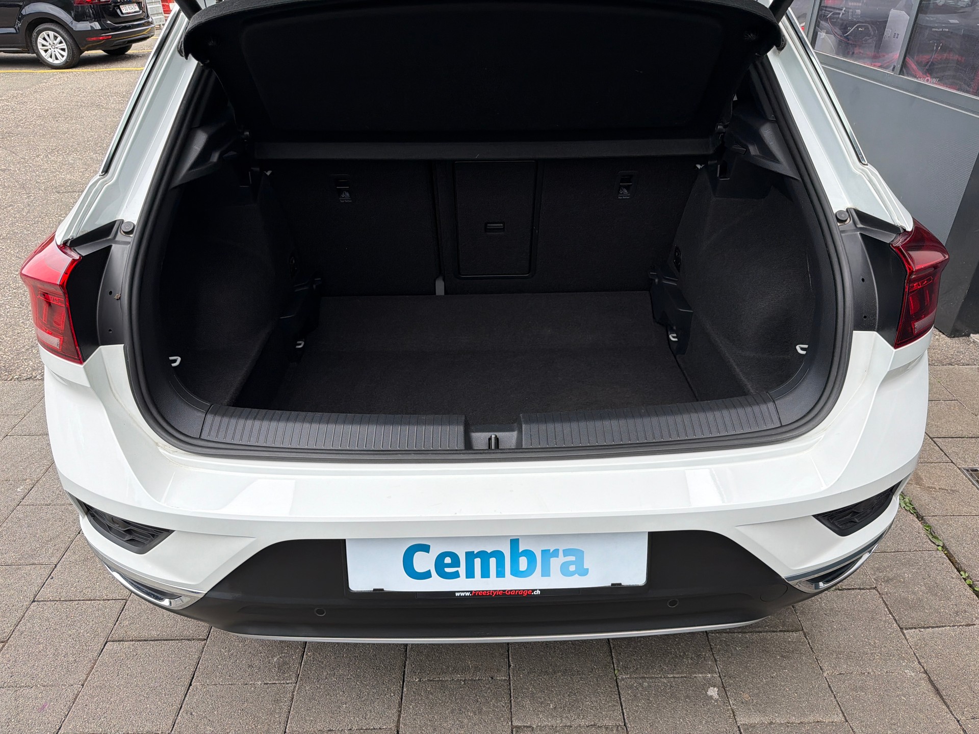 VW T-Roc 1.5 TSI EVO Sport DSG-image-5
