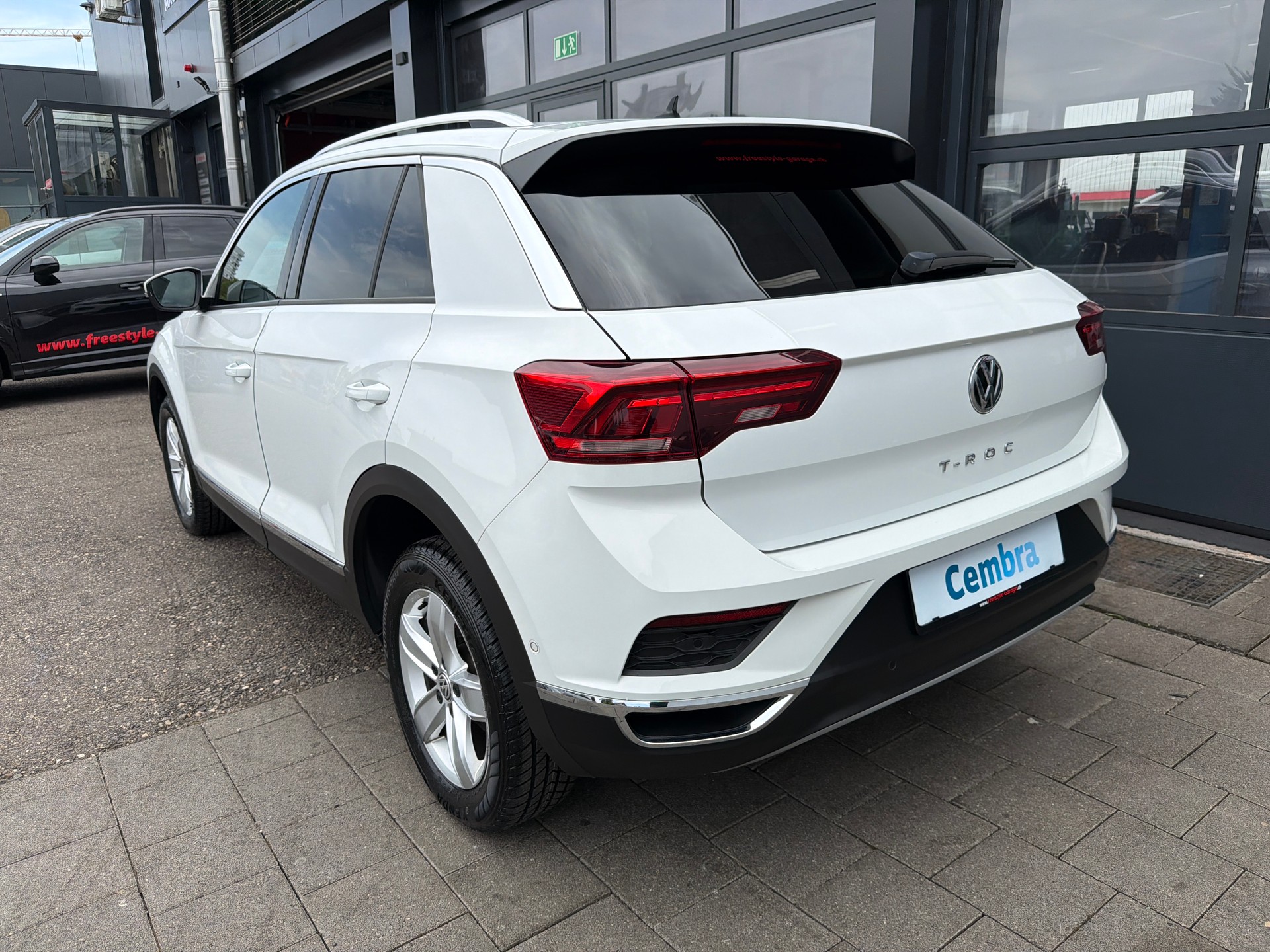 VW T-Roc 1.5 TSI EVO Sport DSG-image-3