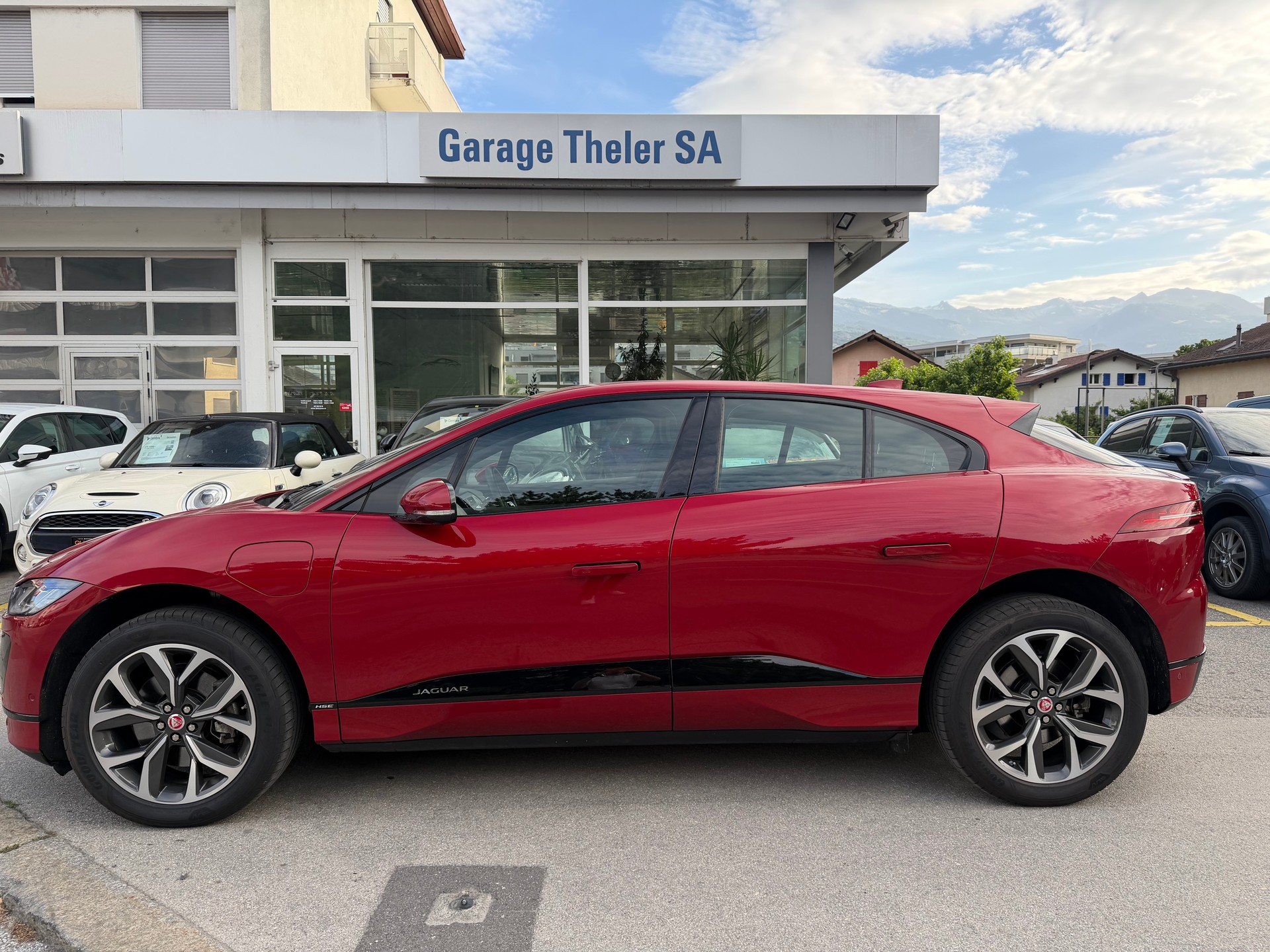JAGUAR I-Pace EV400 HSE AWD-image-3