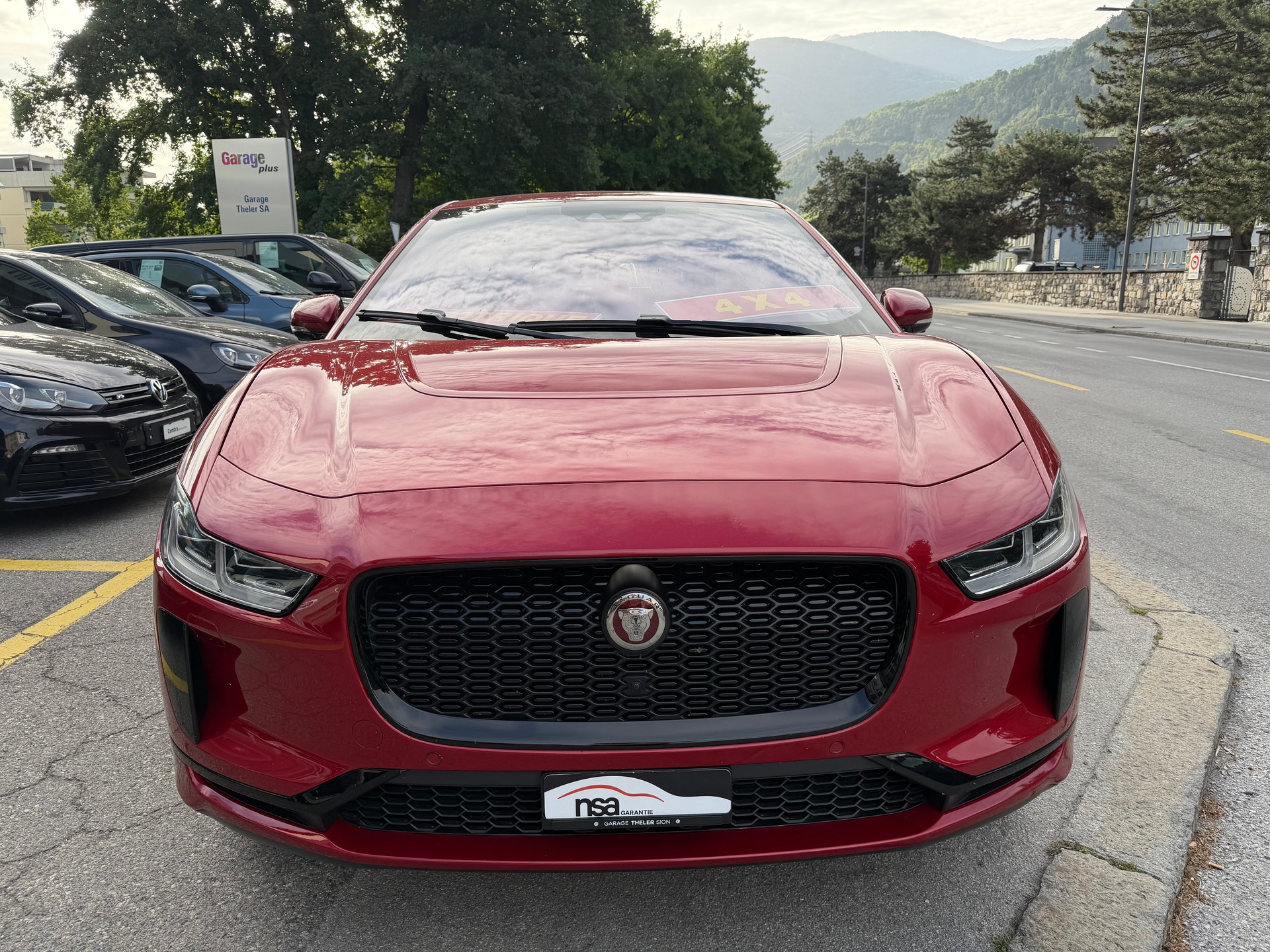 JAGUAR I-Pace EV400 HSE AWD-image-1