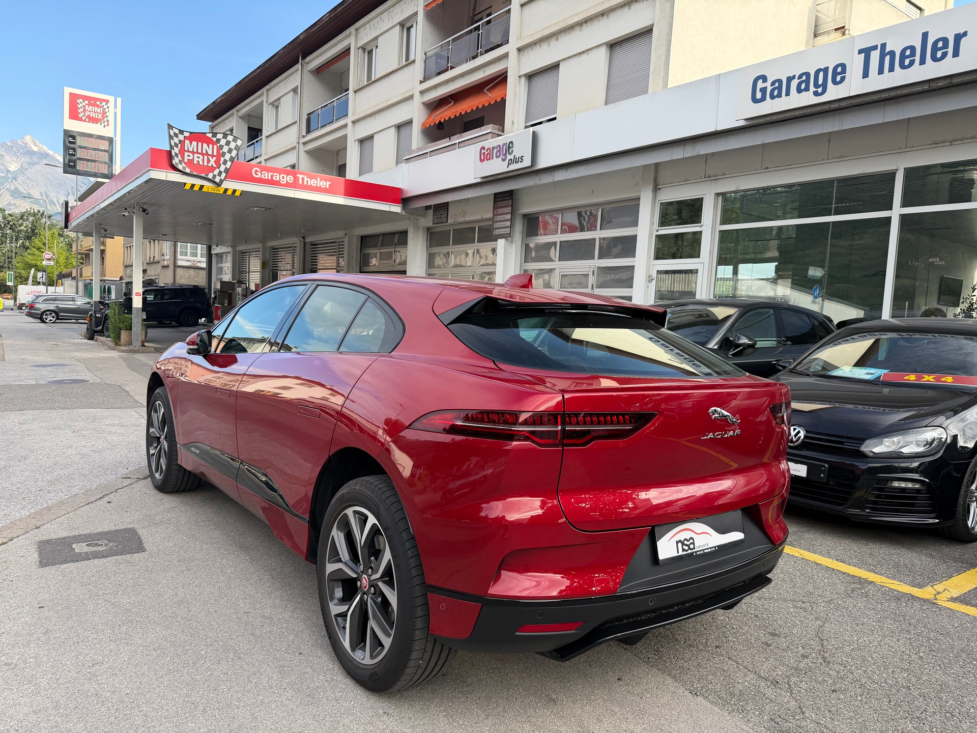 JAGUAR I-Pace EV400 HSE AWD-image-7