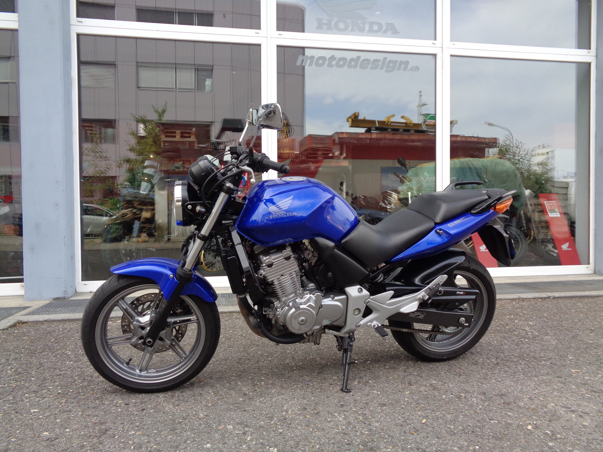 HONDA CBF 500 Standard-showroom-element-1