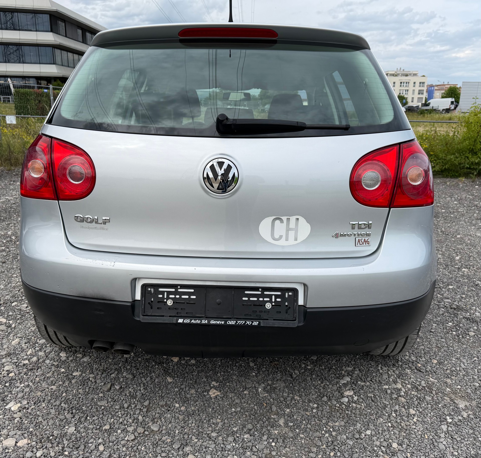 VW Golf 1.9 TDI Comfortline 4Motion-image-1