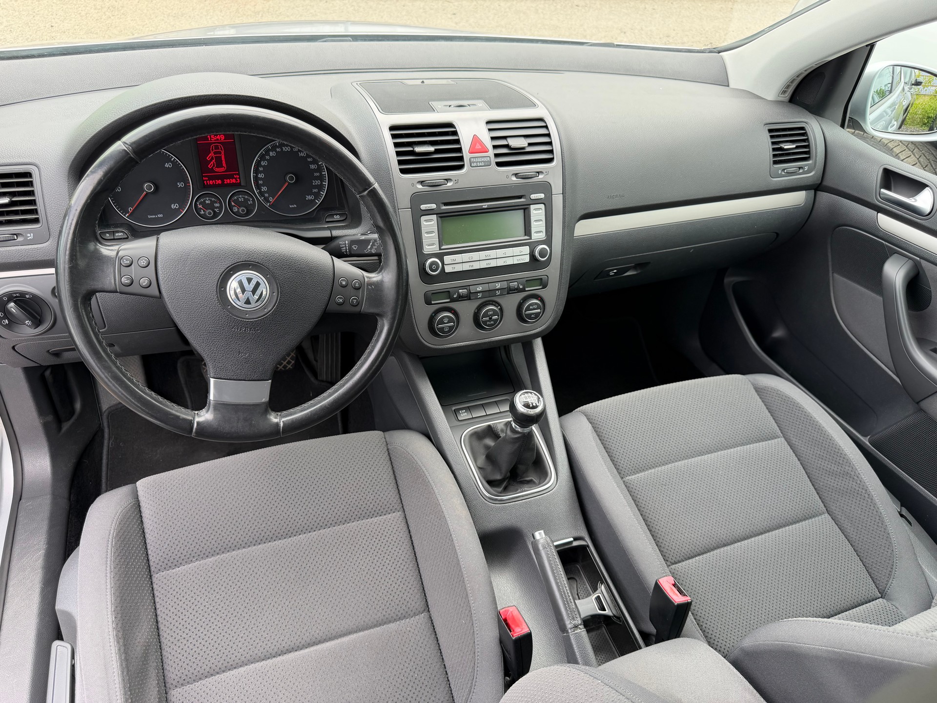 VW Golf 1.9 TDI Comfortline 4Motion-image-6