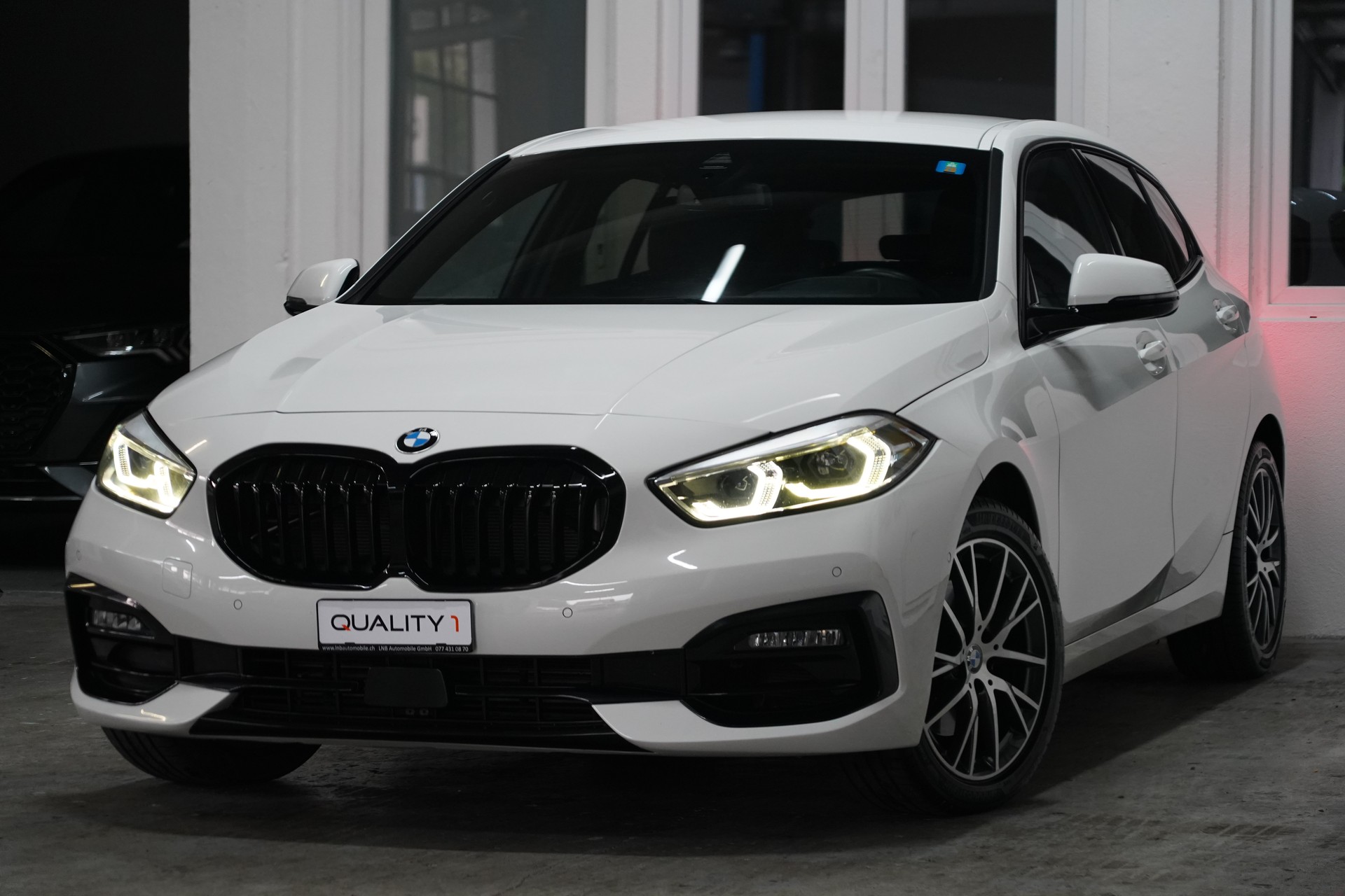BMW 118i Steptronic Sport Line-image-3