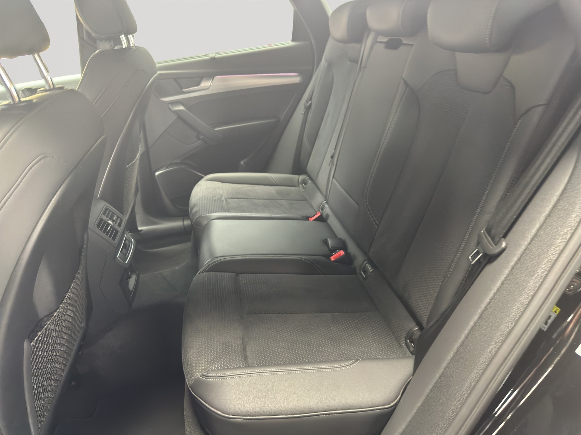AUDI Q5 40 TDI S-line quattro S-tronic S-Line-image-7