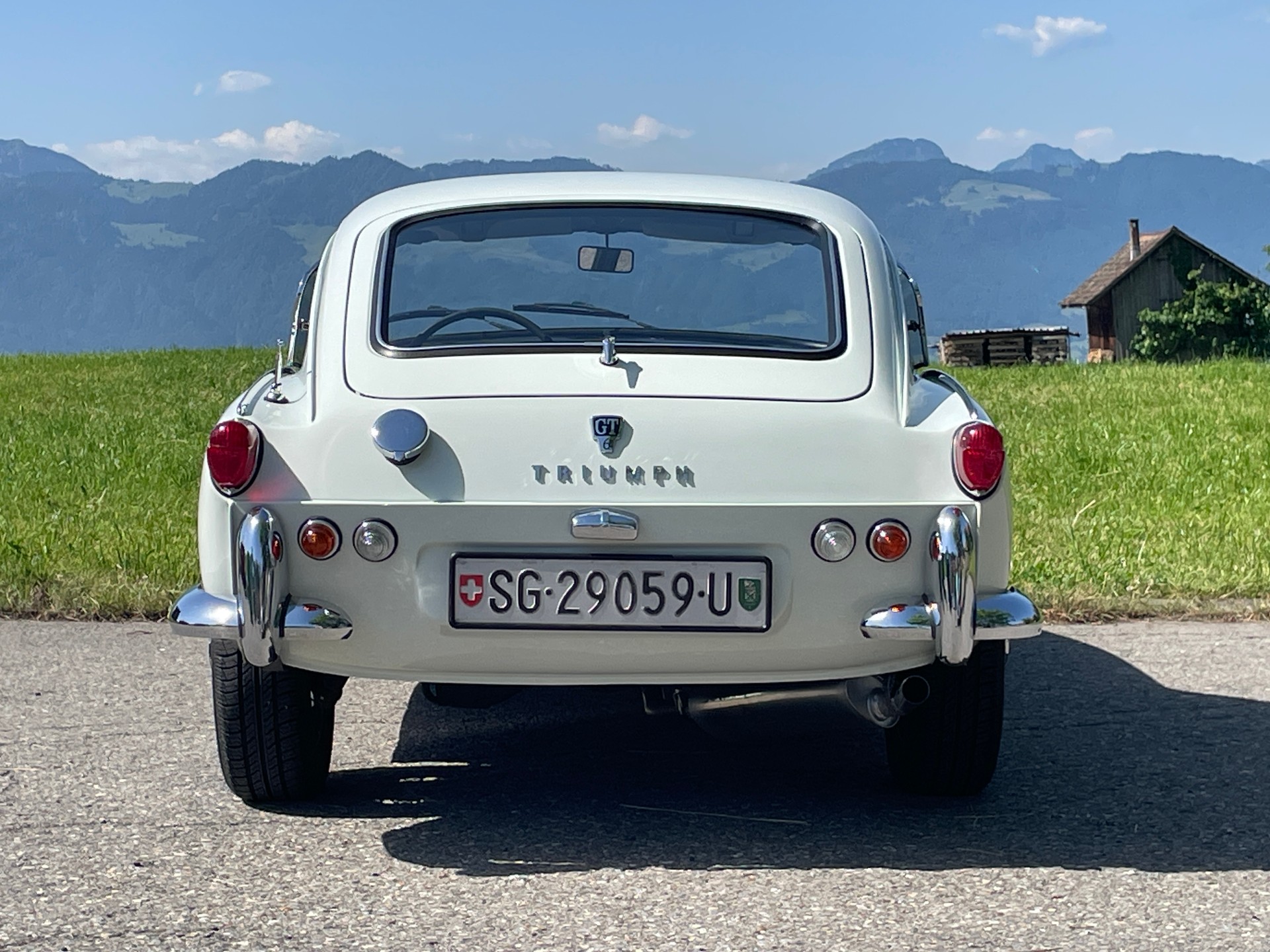 TRIUMPH GT6 Coupé-image-7