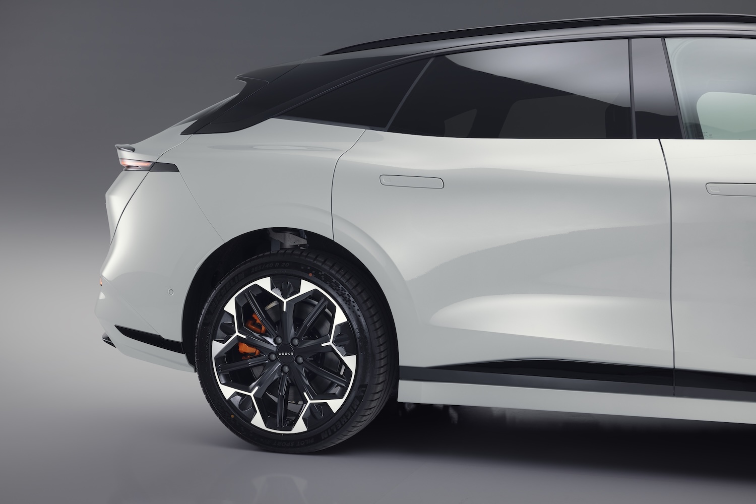 ZEEKR 7GT 100kWh Prvilege Launch Edition AWD-image-12