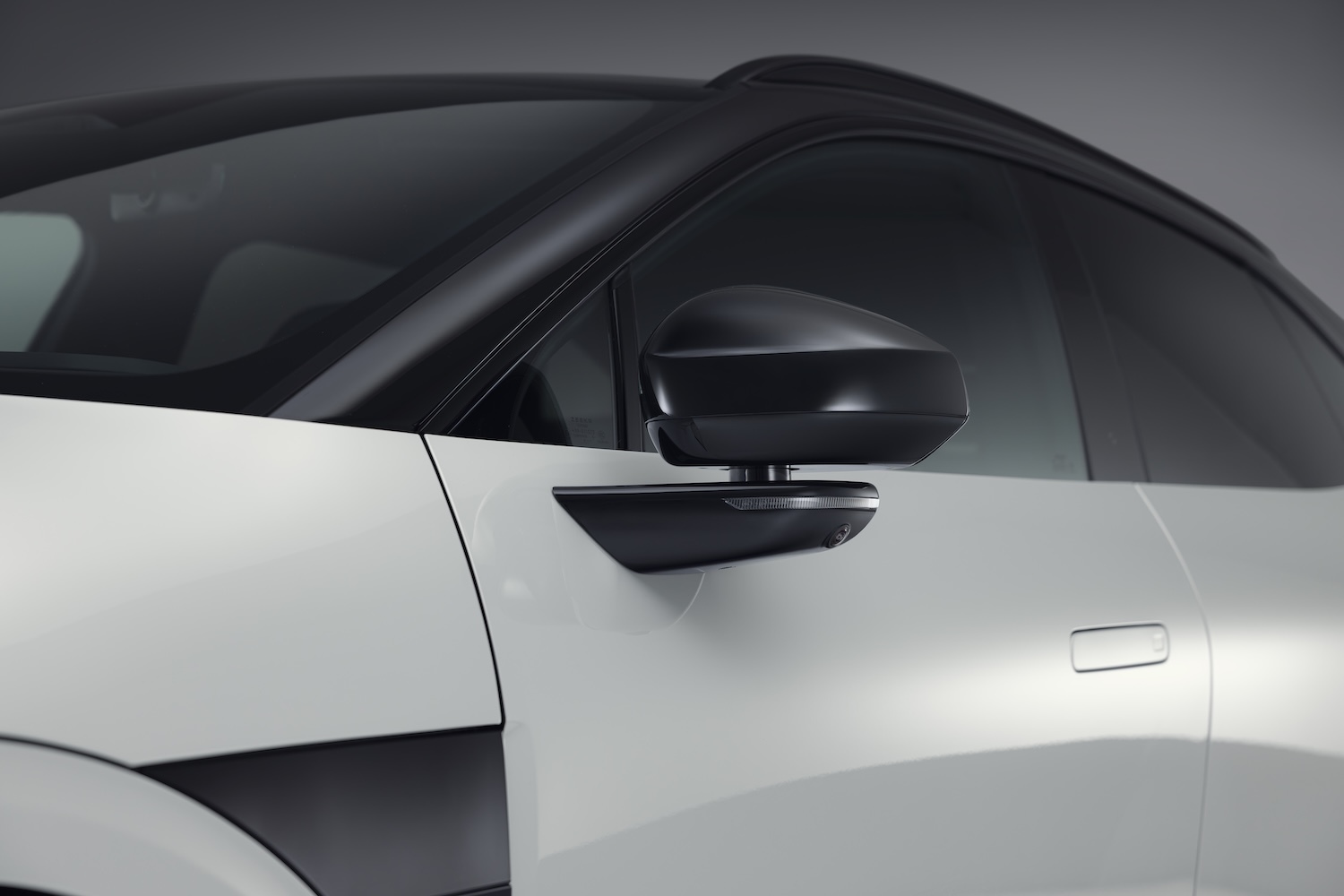 ZEEKR 7GT 100kWh Prvilege Launch Edition AWD-showroom-element-2