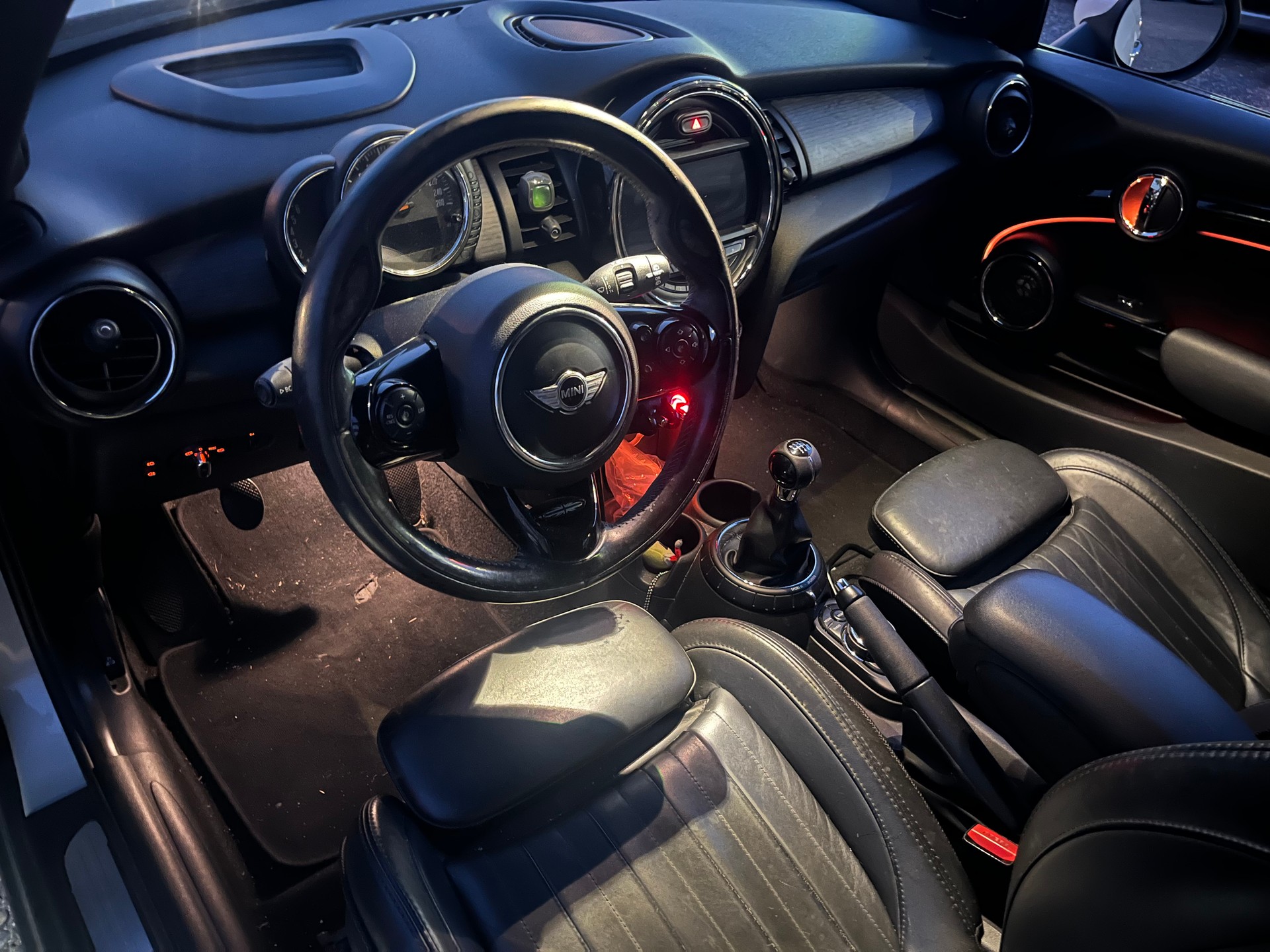 MINI Cooper S-image-4