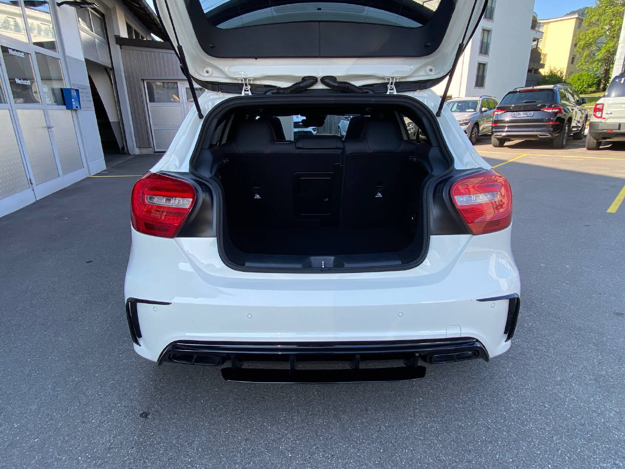 MERCEDES-BENZ A 45 AMG 4m-image-9
