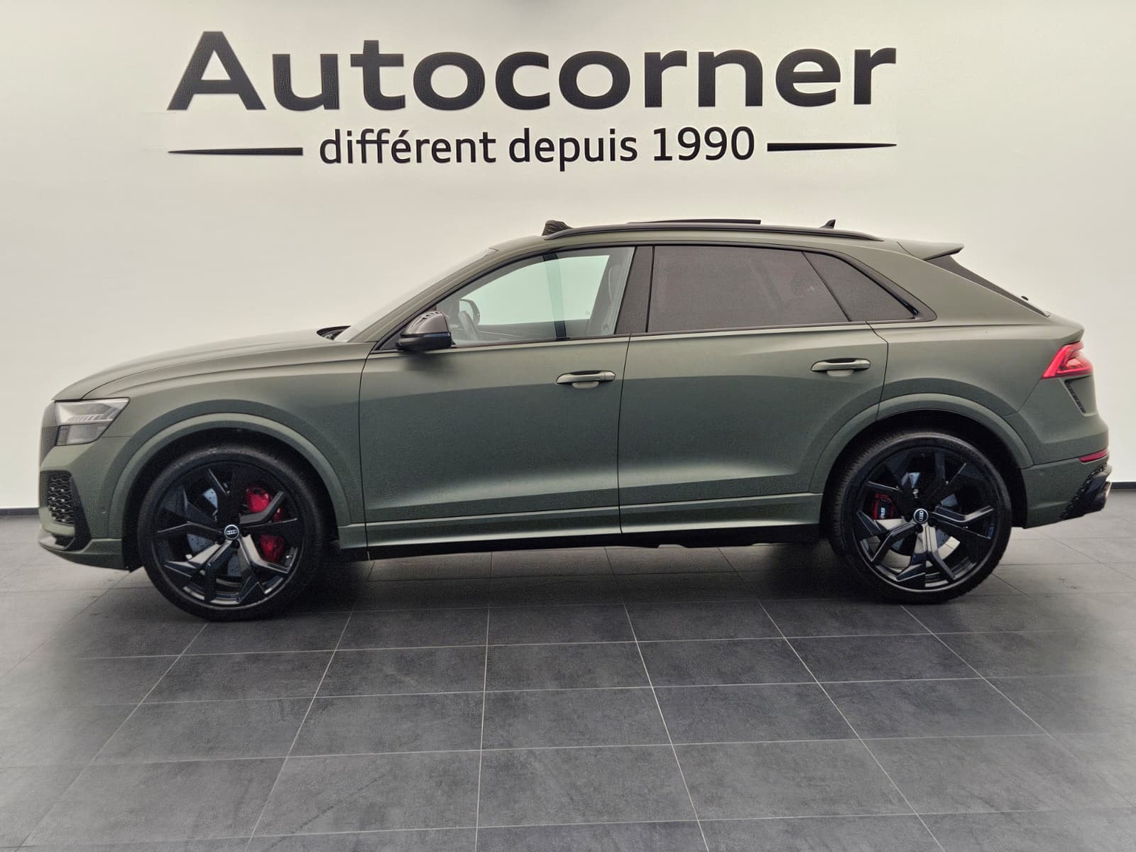 AUDI RSQ8 quattro tiptronic-image-1