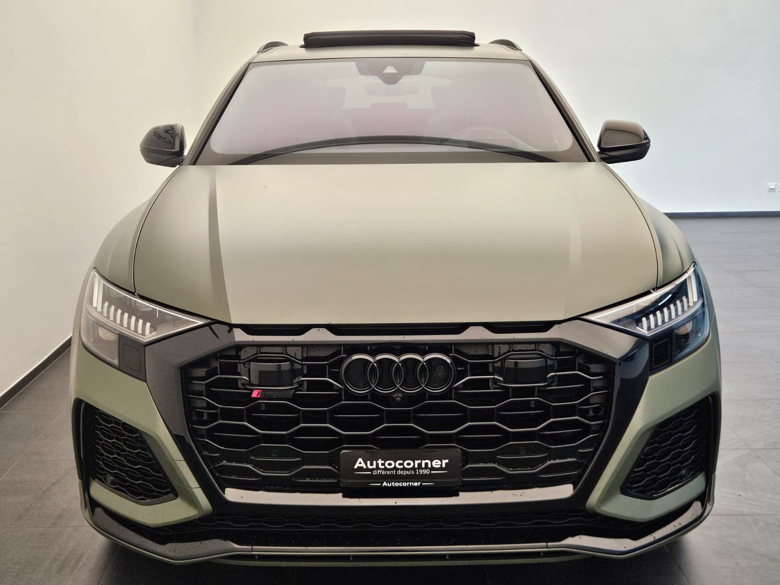AUDI RSQ8 quattro tiptronic-image-3