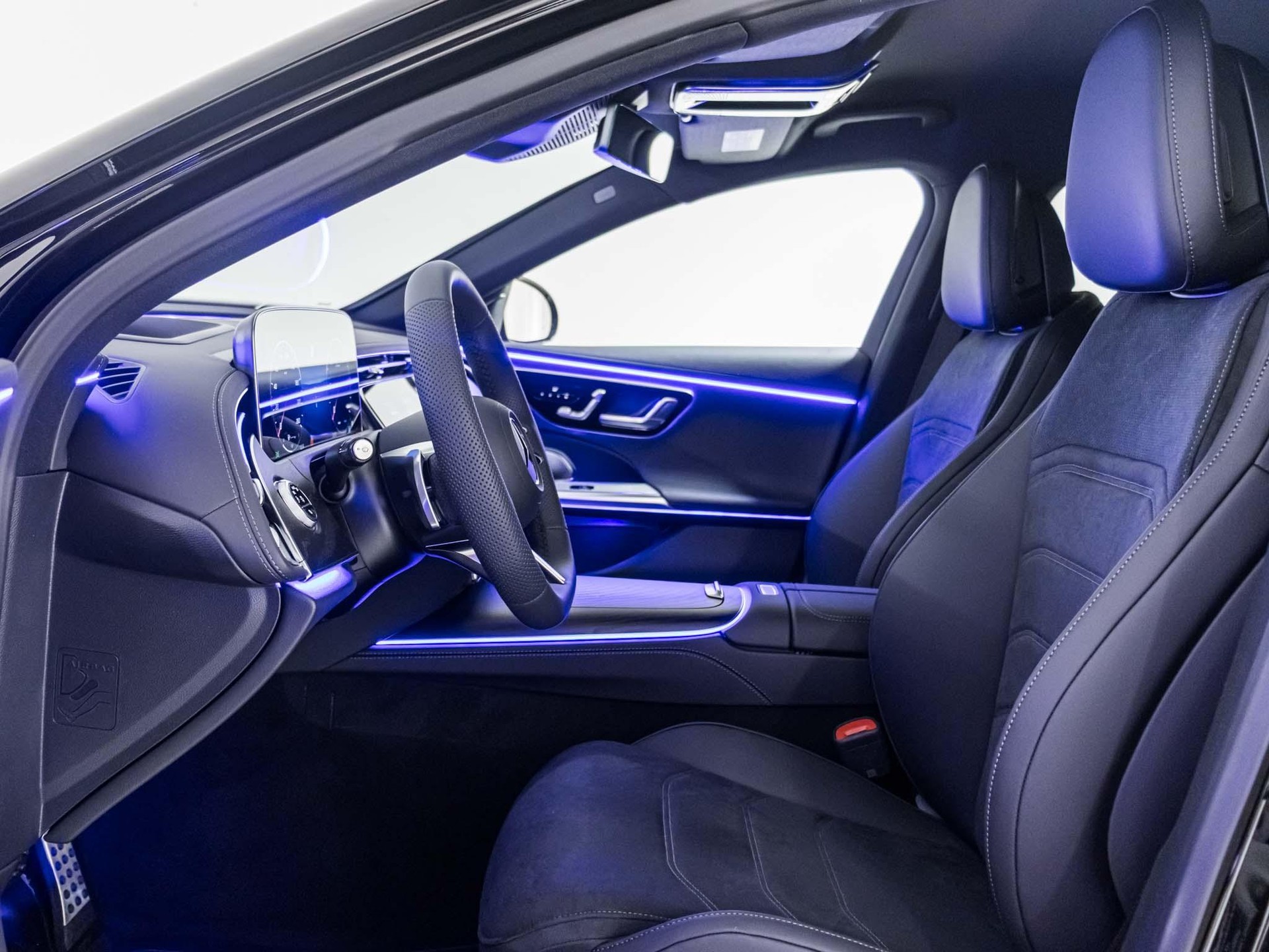 MERCEDES-BENZ E 220 d 4MATIC T-Modell "Swiss Star"-image-6