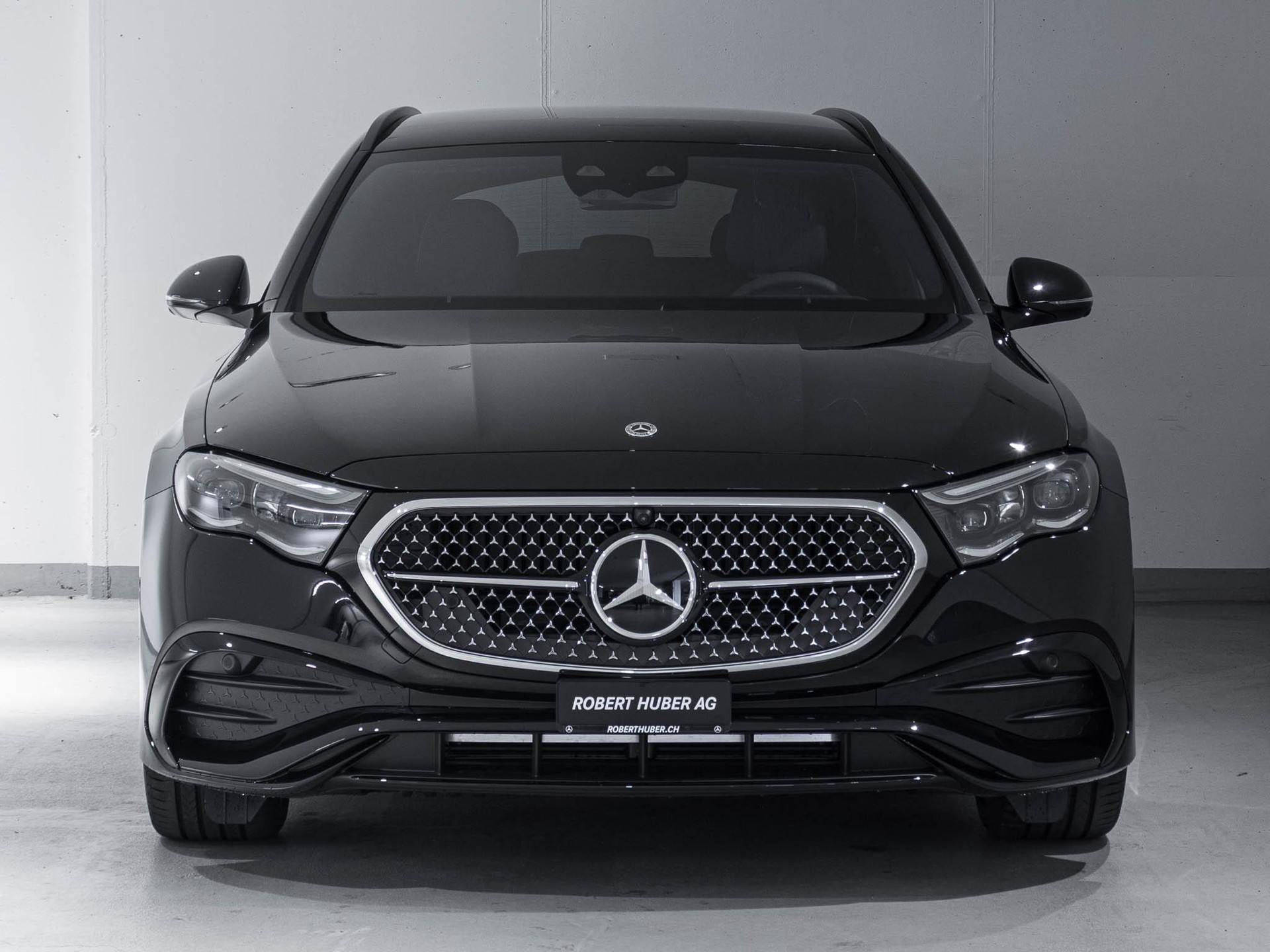 MERCEDES-BENZ E 220 d 4MATIC T-Modell "Swiss Star"-image-2