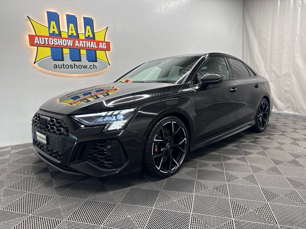 AUDI RS3 Limousine 2.5 TSI quattro S-tronic