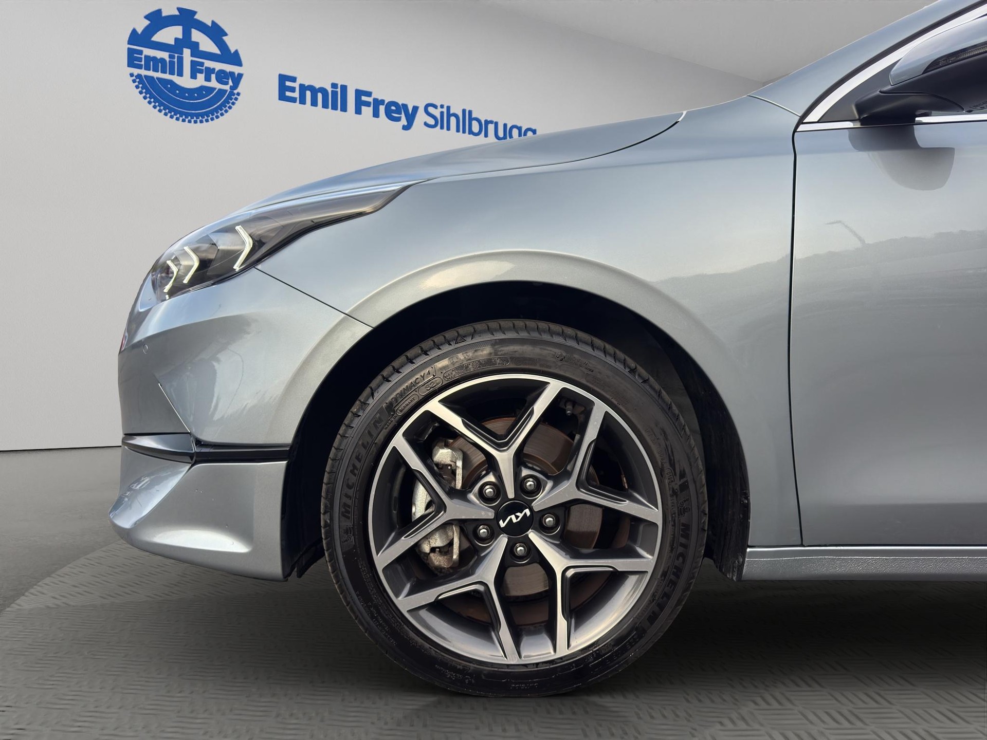 KIA Ceed SW 1.5 T-GDi MHEV Power-image-11