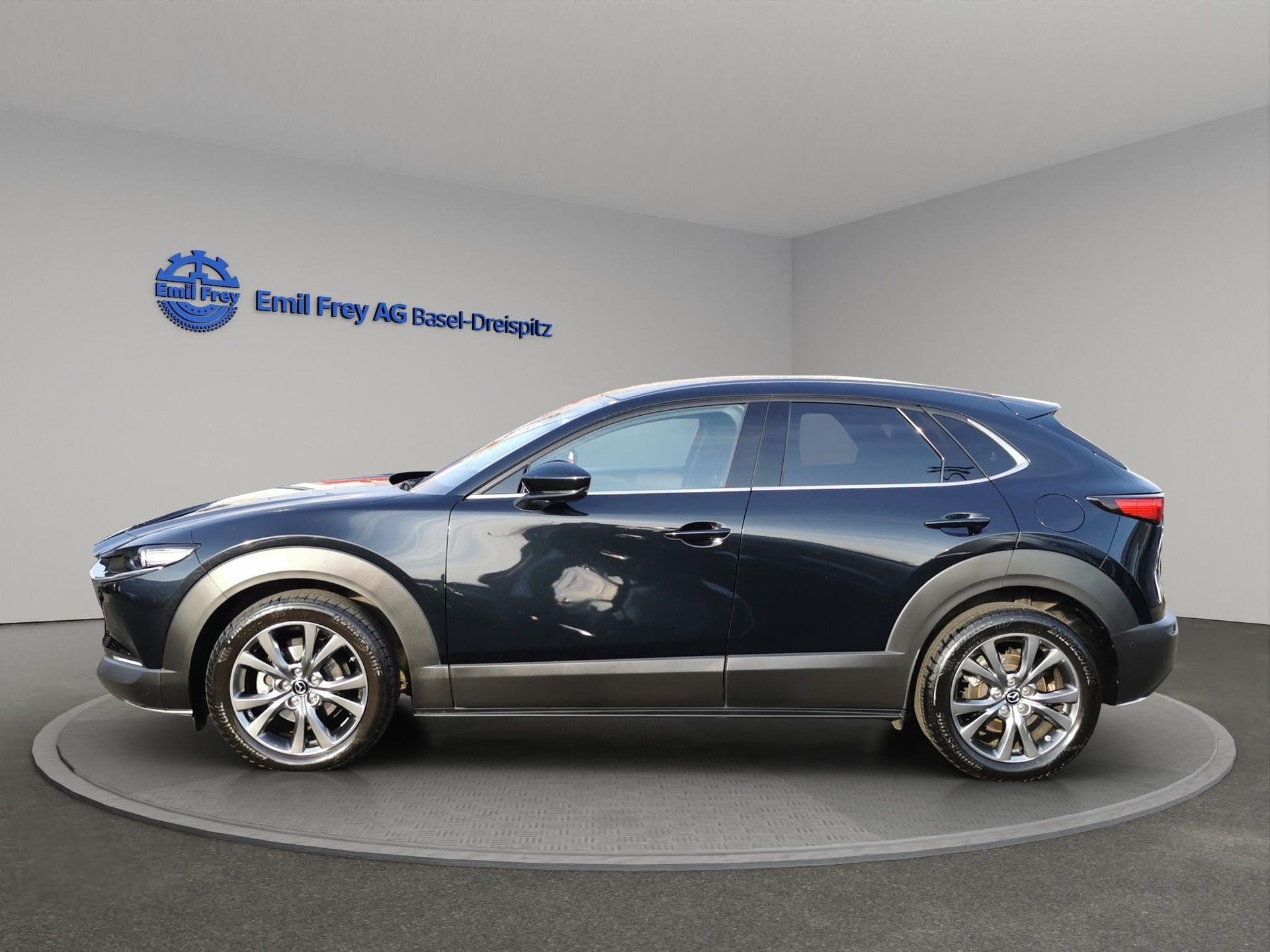 MAZDA CX-30 2.0 180 Revolution AWD-image-2