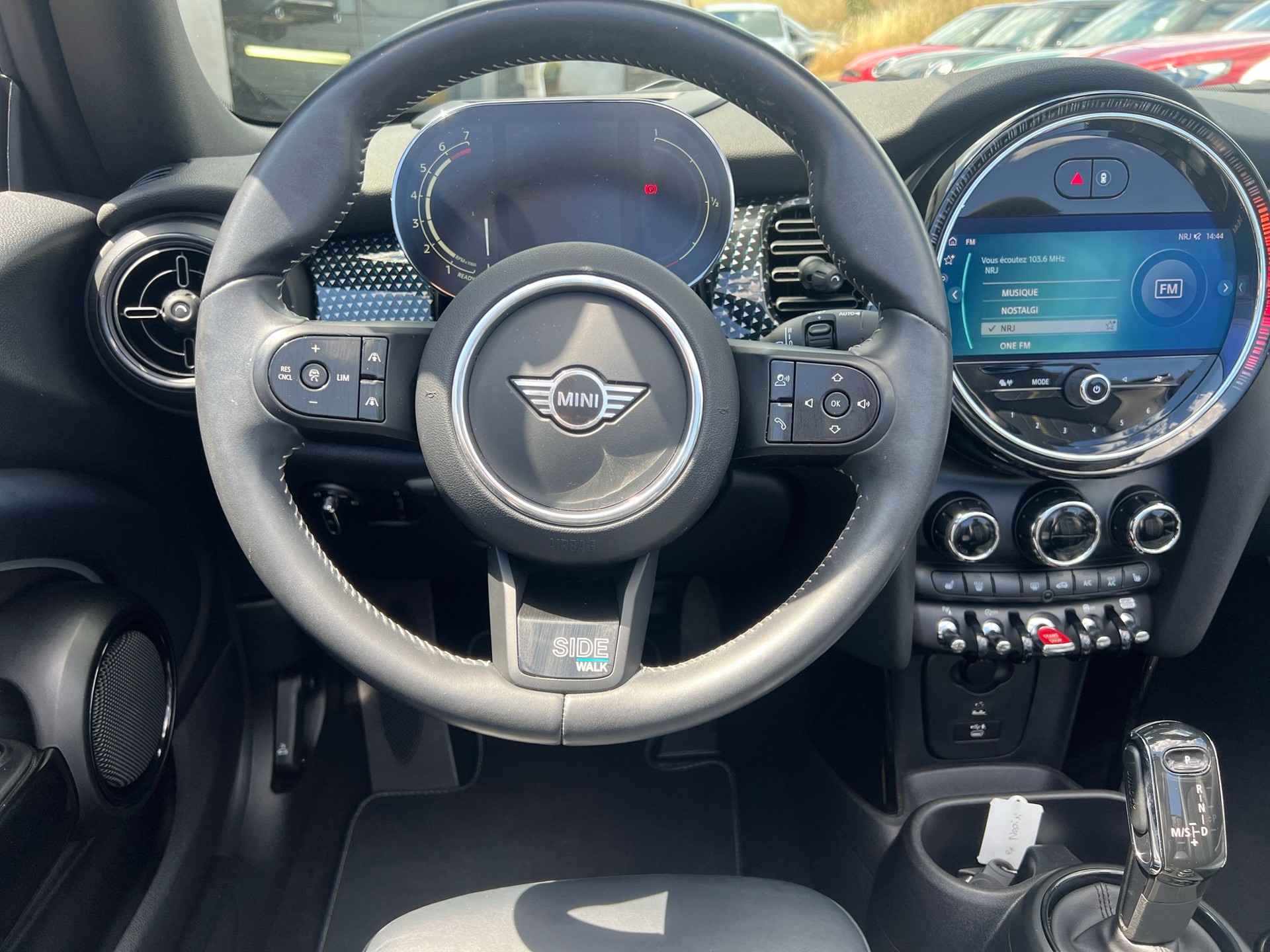 MINI Cooper Cabriolet DKG-image-11