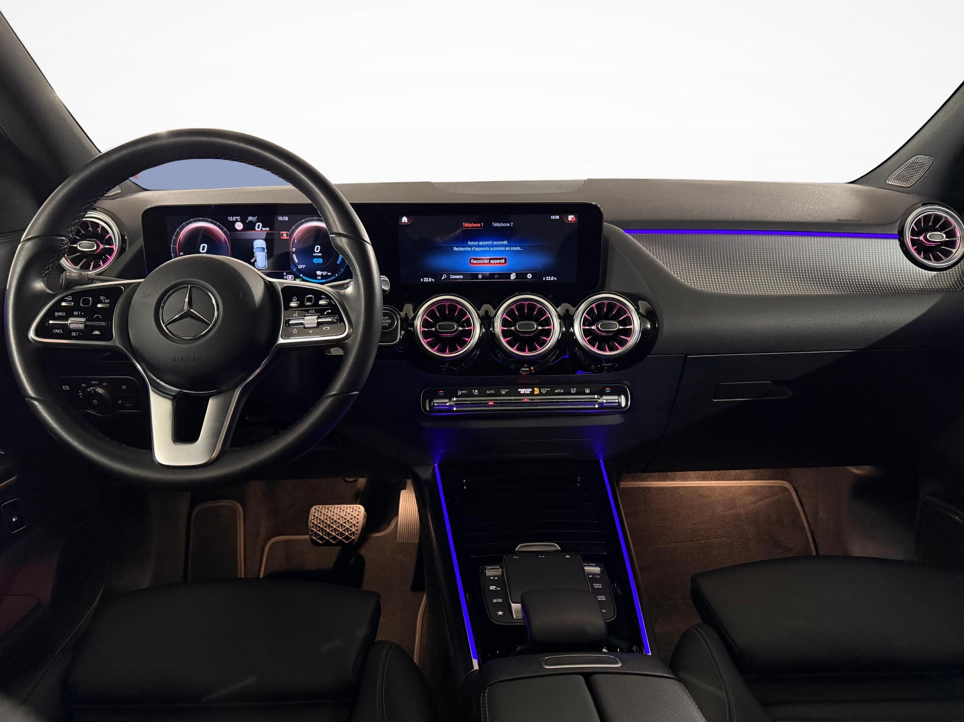 MERCEDES-BENZ GLA 250 e Style-image-9
